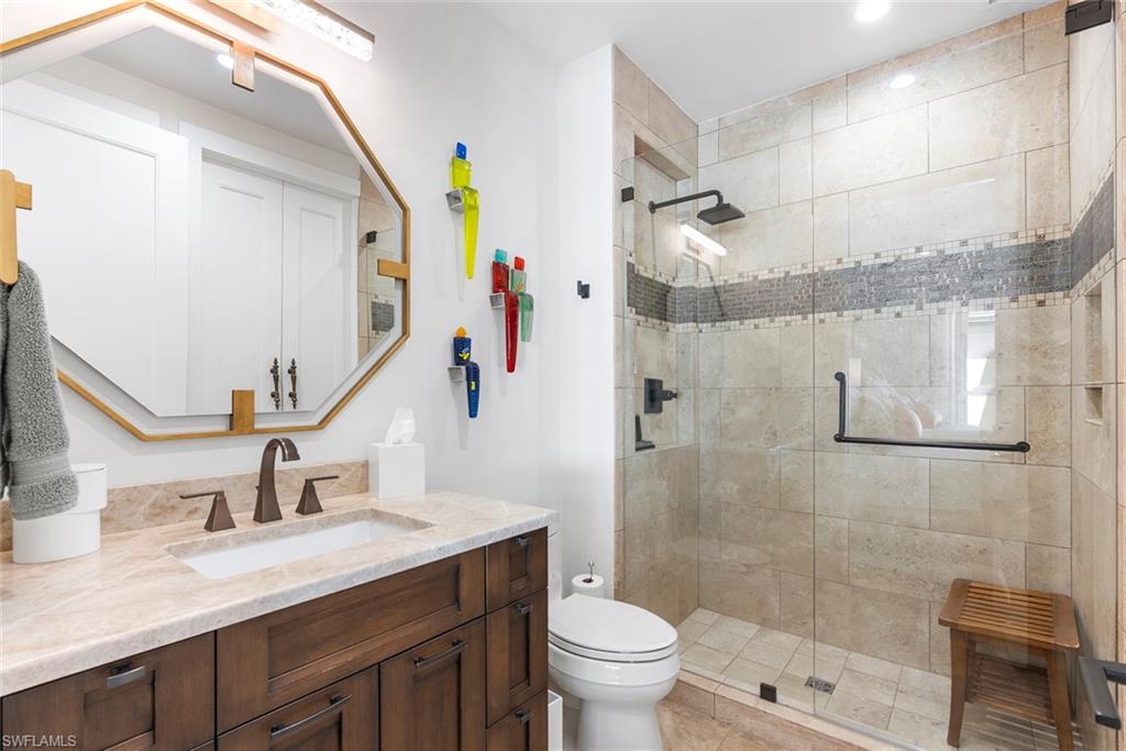 Naples, Florida, 34102, United States, 5 Bedrooms Bedrooms, ,6 BathroomsBathrooms,Residential,For Sale,1993468