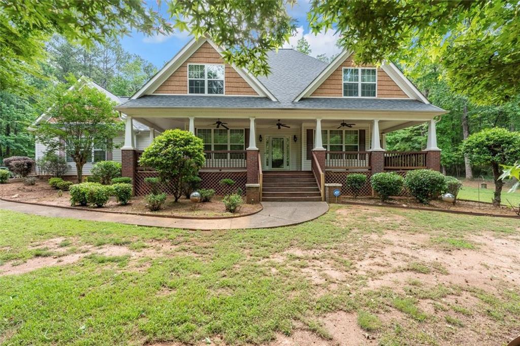 Commerce, Georgia, 30530, United States, 5 Bedrooms Bedrooms, ,4 BathroomsBathrooms,Residential,For Sale,1826945