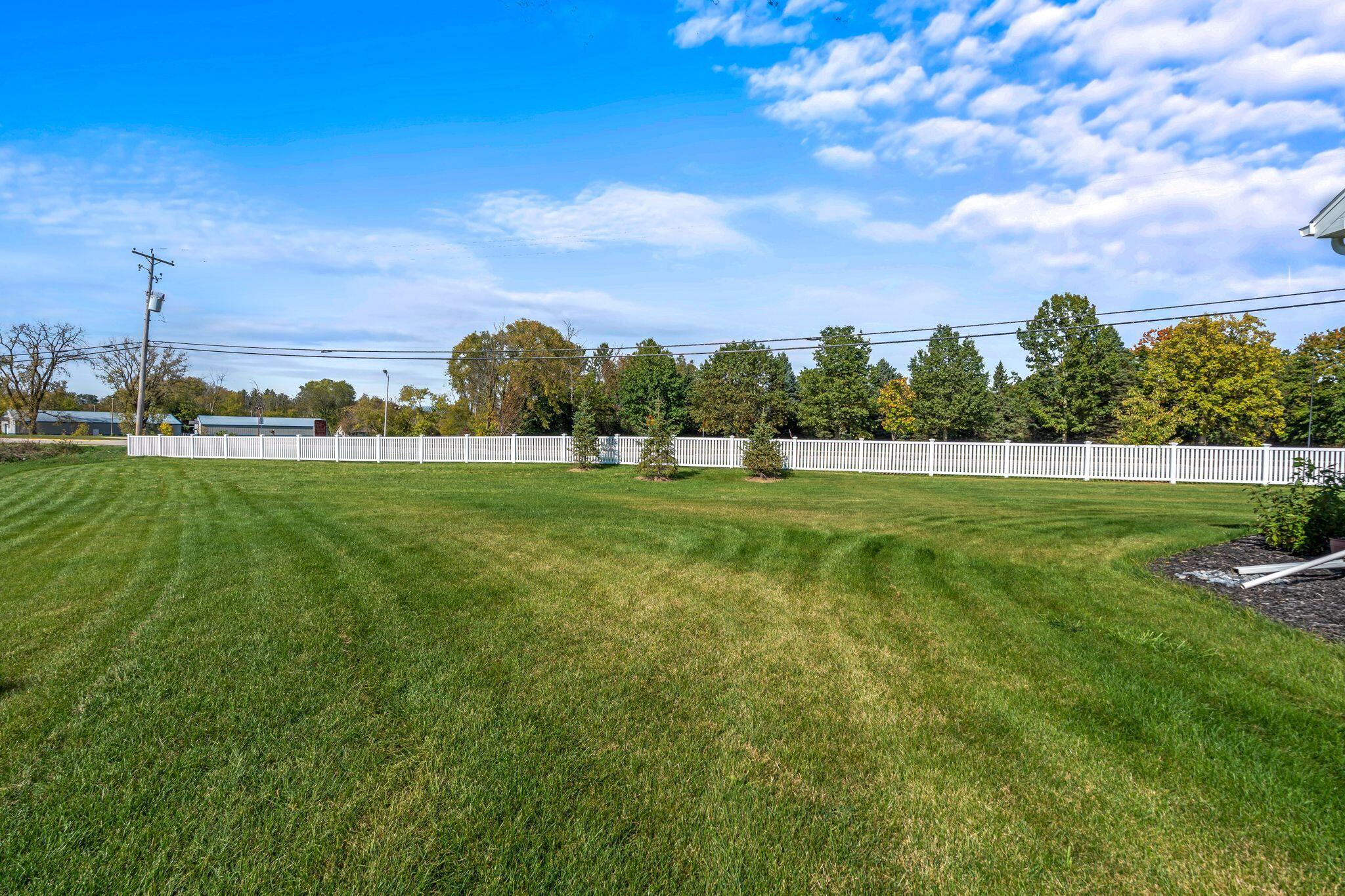 Menomonee Falls, Wisconsin, 53051, United States, 3 Bedrooms Bedrooms, ,2 BathroomsBathrooms,Residential,For Sale,1976595