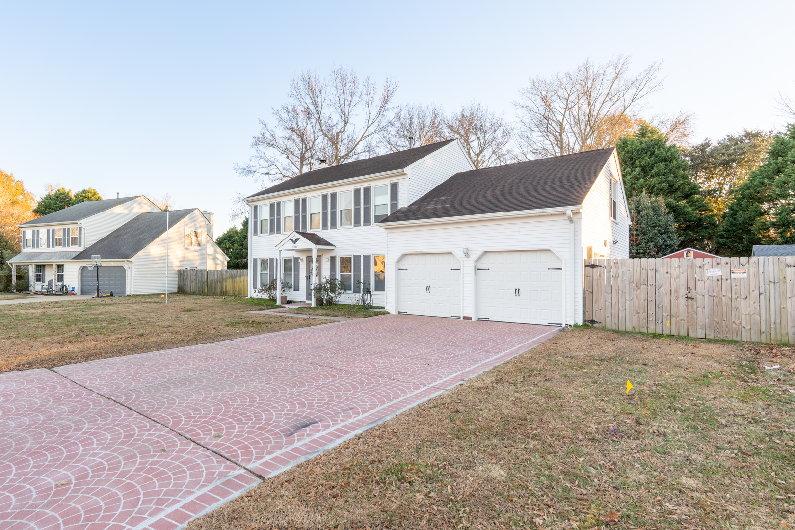 Virginia Beach, Virginia, 23454, United States, 4 Bedrooms Bedrooms, ,3 BathroomsBathrooms,Residential,For Sale,2006012