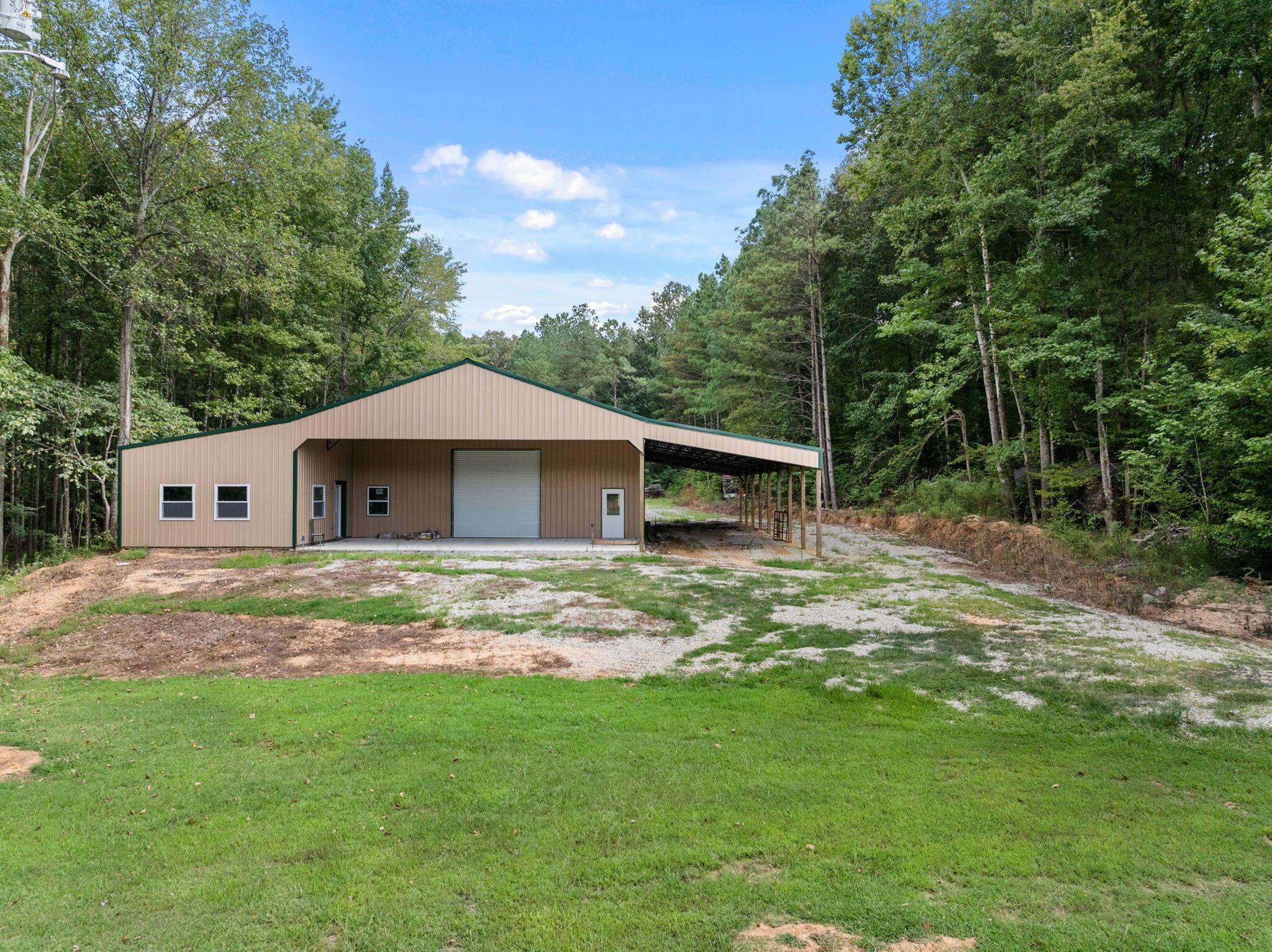 Reagan, Tennessee, 38368, United States, 6 Bedrooms Bedrooms, ,5 BathroomsBathrooms,Residential,For Sale,1927182