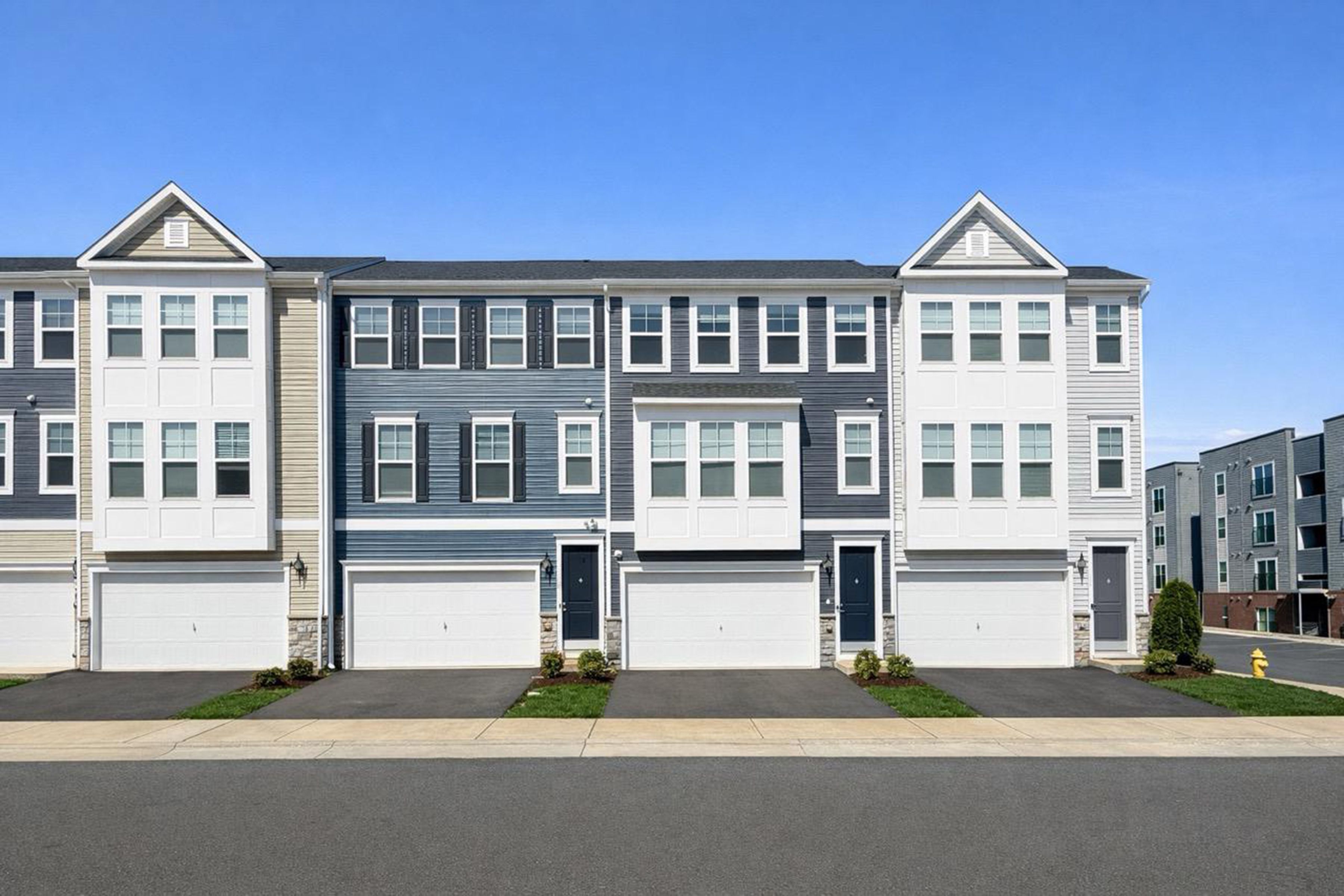  18218 Summit Pointe Drive, Triangle, VA, 22172 - 物件實景