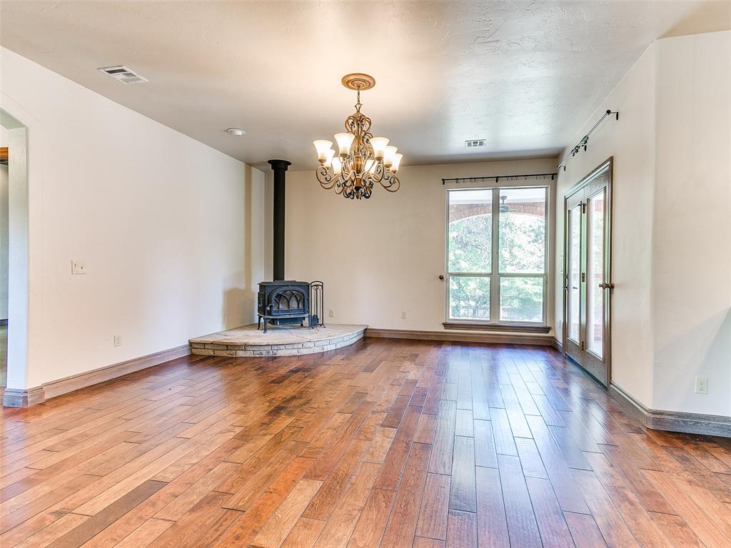 Choctaw, Oklahoma, 73020, United States, 4 Bedrooms Bedrooms, ,5 BathroomsBathrooms,Residential,For Sale,1978784