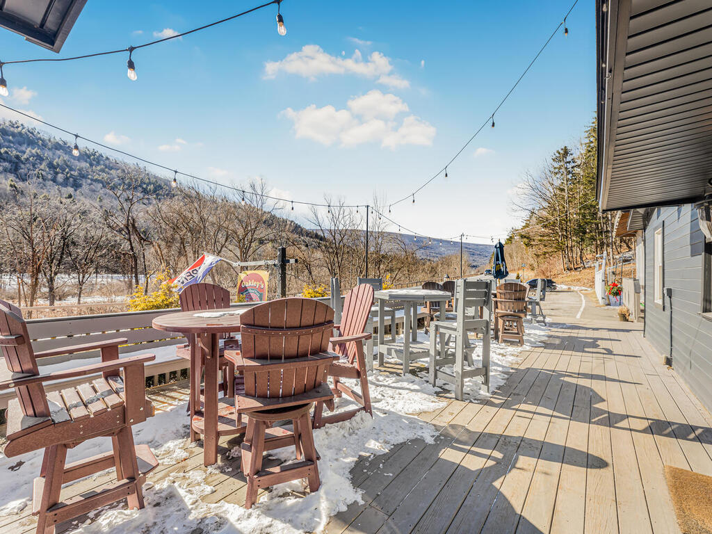 Middletown, New York, 12406, United States, ,1 BathroomBathrooms,Residential,For Sale,1976639