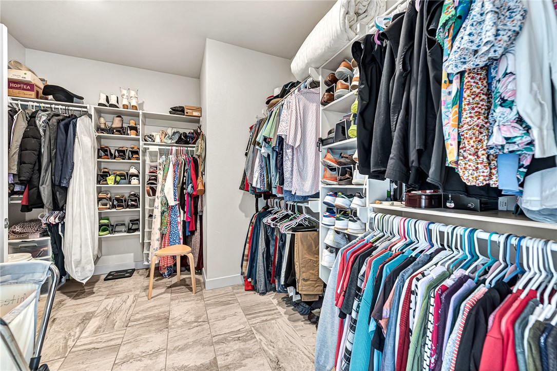 Cave Springs, Arkansas, 72718, United States, 4 Bedrooms Bedrooms, ,3 BathroomsBathrooms,Residential,For Sale,1919634