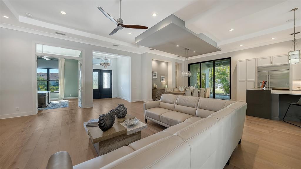 Sarasota, Florida, 34241, United States, 3 Bedrooms Bedrooms, ,3 BathroomsBathrooms,Residential,For Sale,1997346