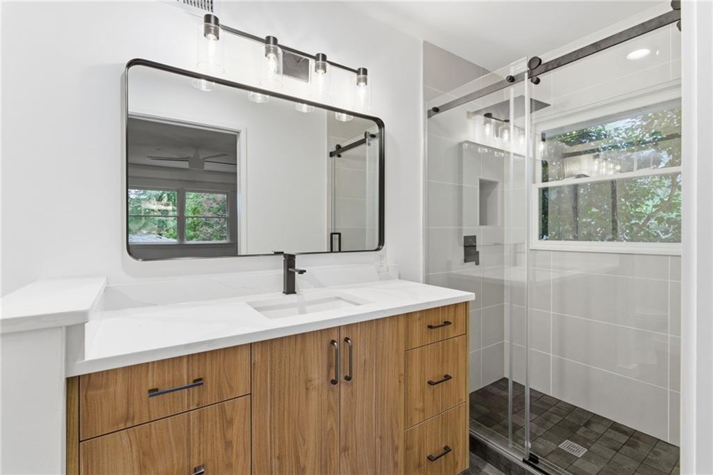 Marietta, Georgia, 30060, United States, 3 Bedrooms Bedrooms, ,2 BathroomsBathrooms,Residential,For Sale,1988888