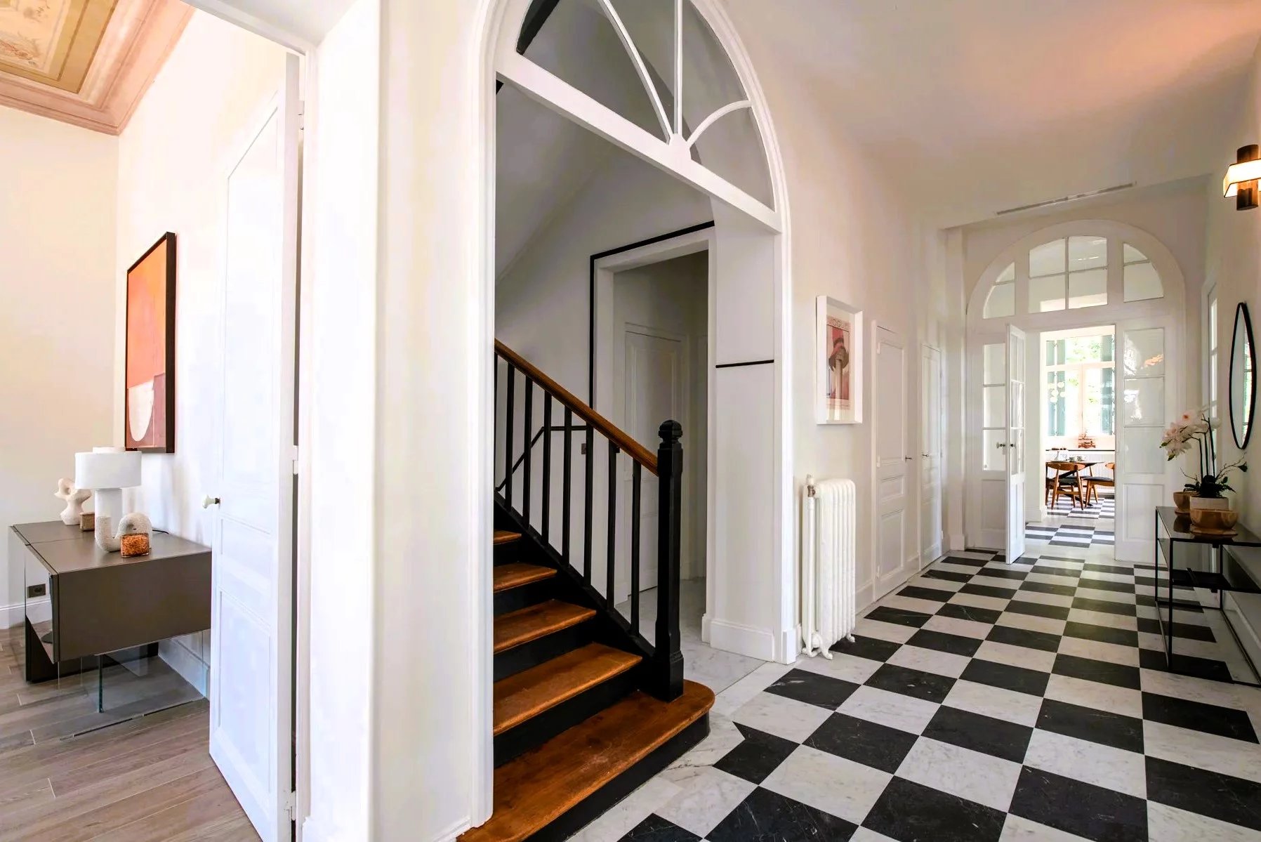 Saint-Raphaël, Provence-Alpes-Côte d’Azur, 83700, FR, 5 Bedrooms Bedrooms, ,Residential,For Sale,1994544