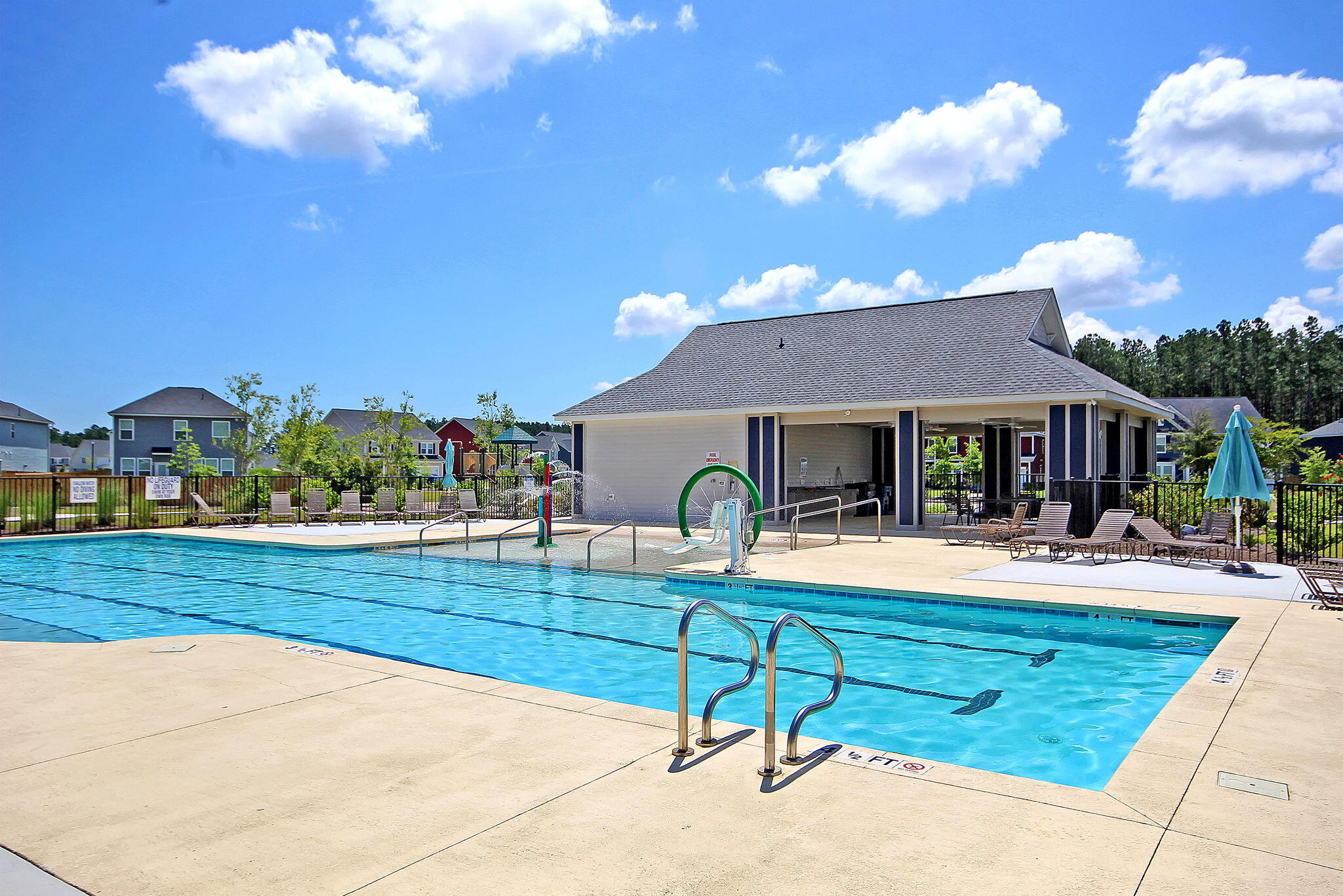 Summerville, South Carolina, 29486, United States, 5 Bedrooms Bedrooms, ,5 BathroomsBathrooms,Residential,For Sale,1887830