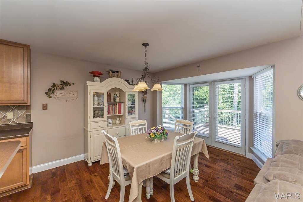 St Peters, Missouri, 63304, United States, 4 Bedrooms Bedrooms, ,3 BathroomsBathrooms,Residential,For Sale,1933139