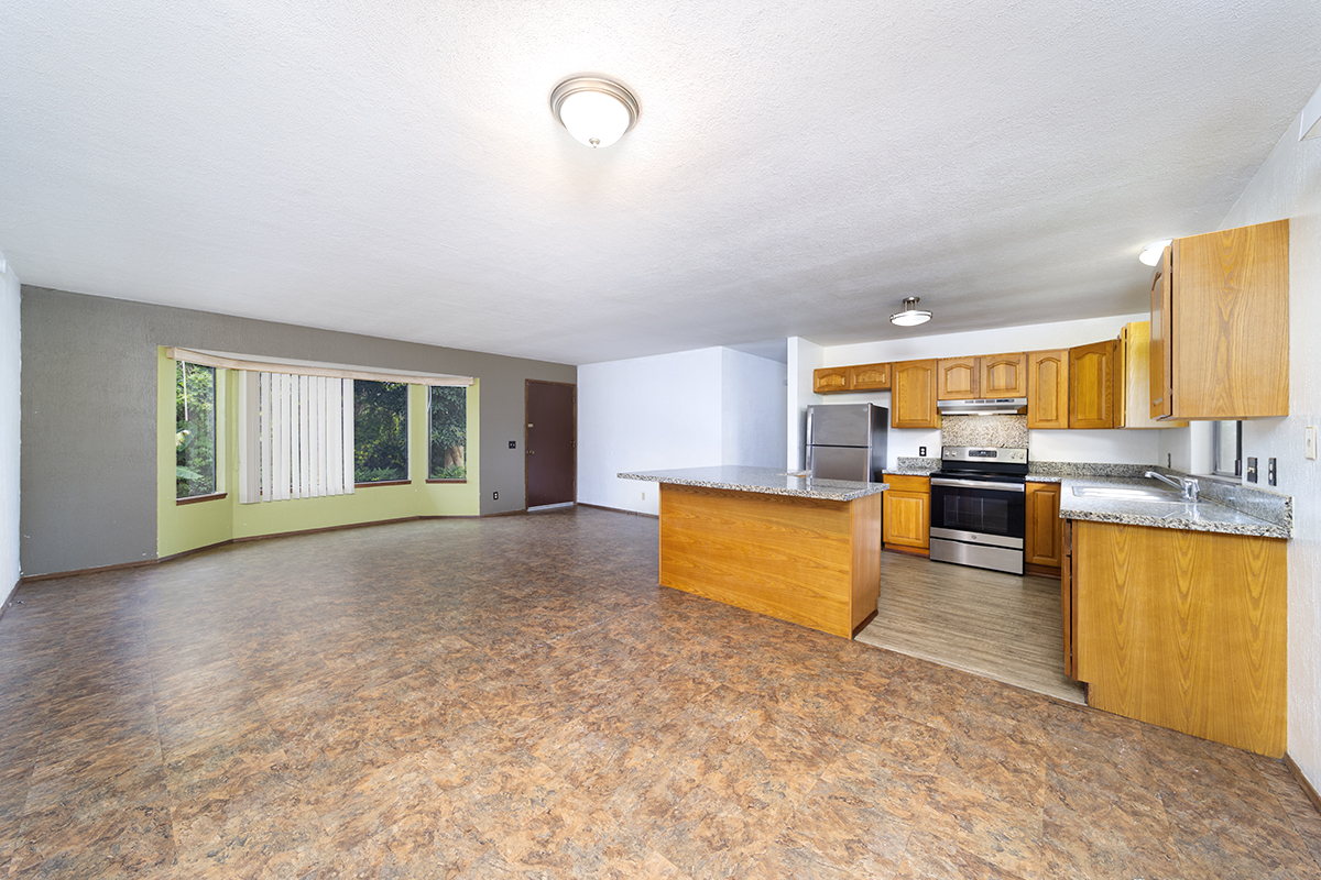 Volcano, Hawaii, 96785, United States, 5 Bedrooms Bedrooms, ,5 BathroomsBathrooms,Residential,For Sale,1898412