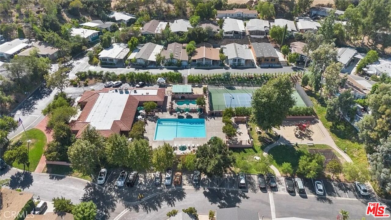 Calabasas, California, 91302, United States, 4 Bedrooms Bedrooms, ,4 BathroomsBathrooms,Residential,For Sale,2002110