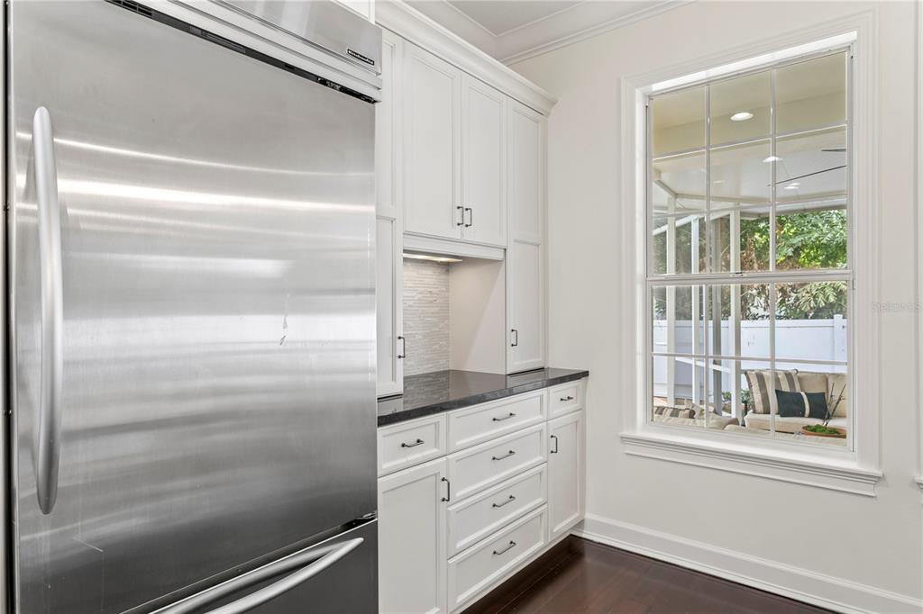 Tampa, Florida, 33629, United States, 4 Bedrooms Bedrooms, ,4 BathroomsBathrooms,Residential,For Sale,1885356