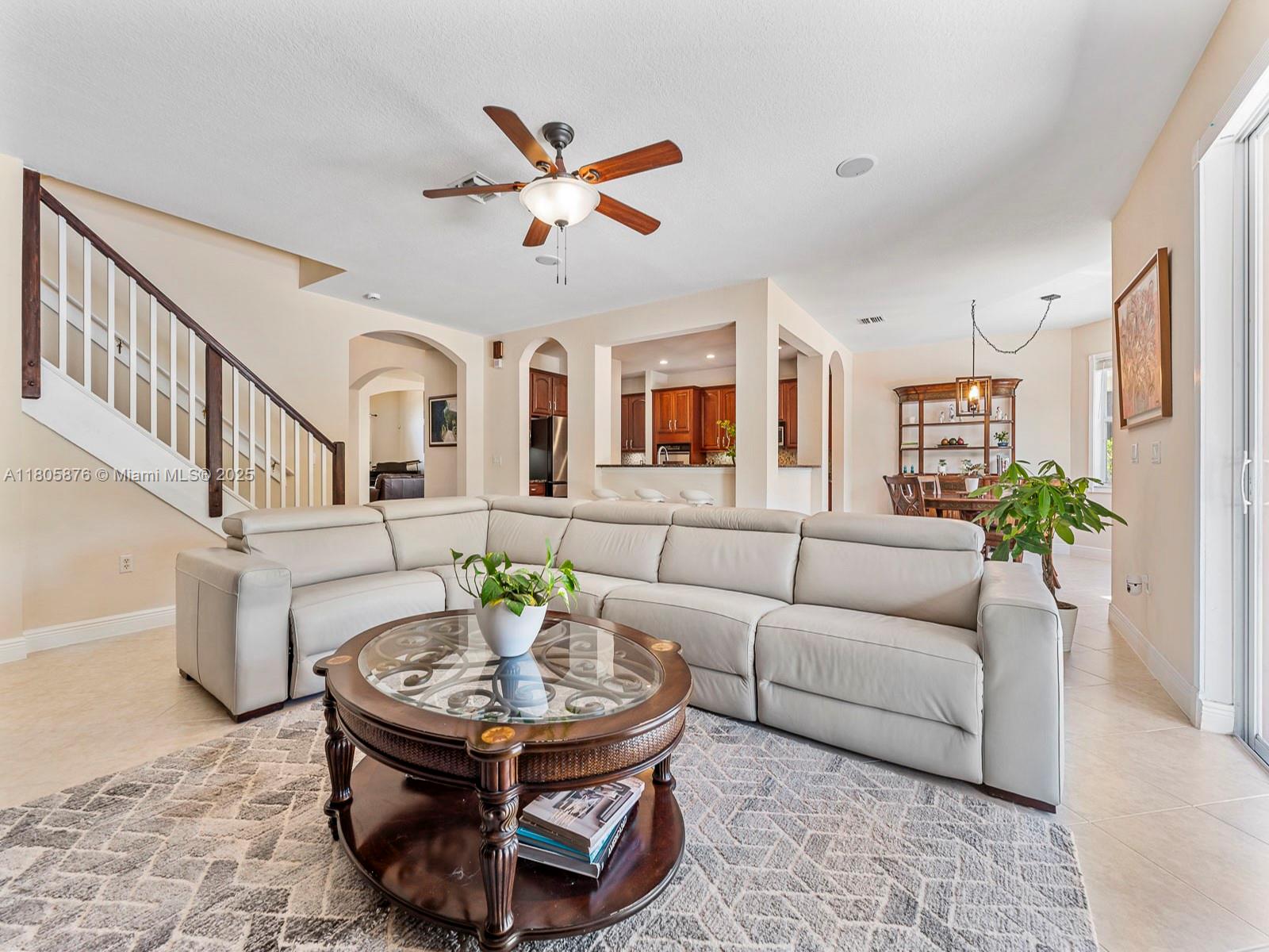 Weston, Florida, 33332, United States, 5 Bedrooms Bedrooms, ,5 BathroomsBathrooms,Residential,For Sale,1826480