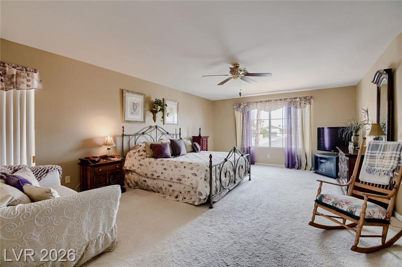 Henderson, Nevada, 89074, United States, 5 Bedrooms Bedrooms, ,2 BathroomsBathrooms,Residential,For Sale,2048039