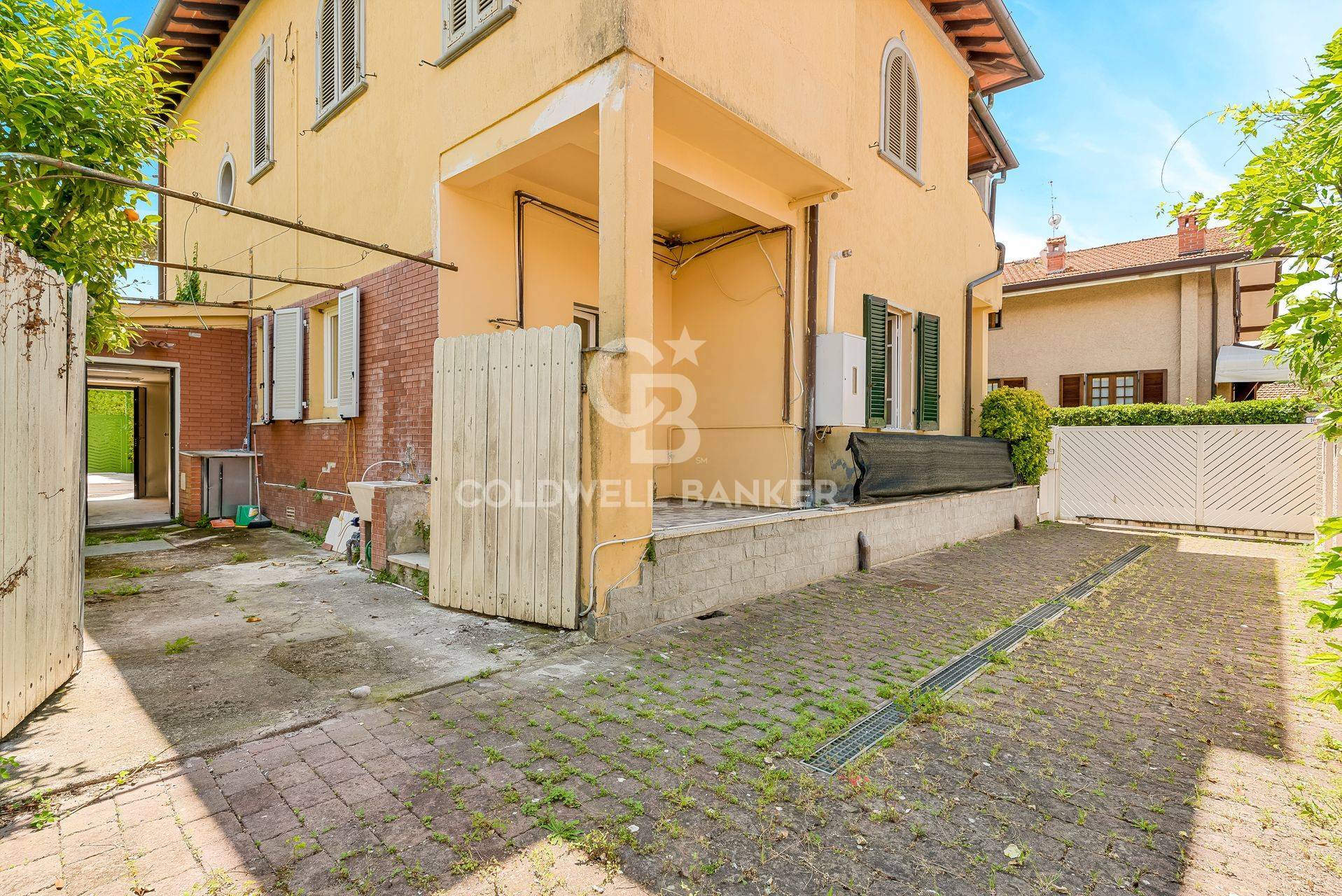 Forte dei Marmi, Lucca, 55042, IT, 2 Bedrooms Bedrooms, ,1 BathroomBathrooms,Residential,For Sale,1785280