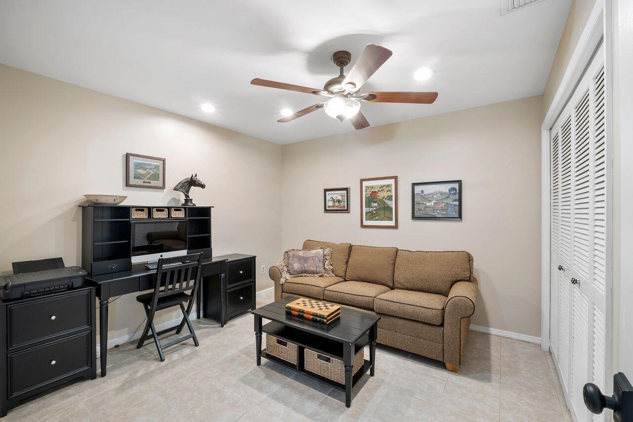 Wellington, Florida, 33414, United States, 2 Bedrooms Bedrooms, ,2 BathroomsBathrooms,Residential,For Sale,1892262