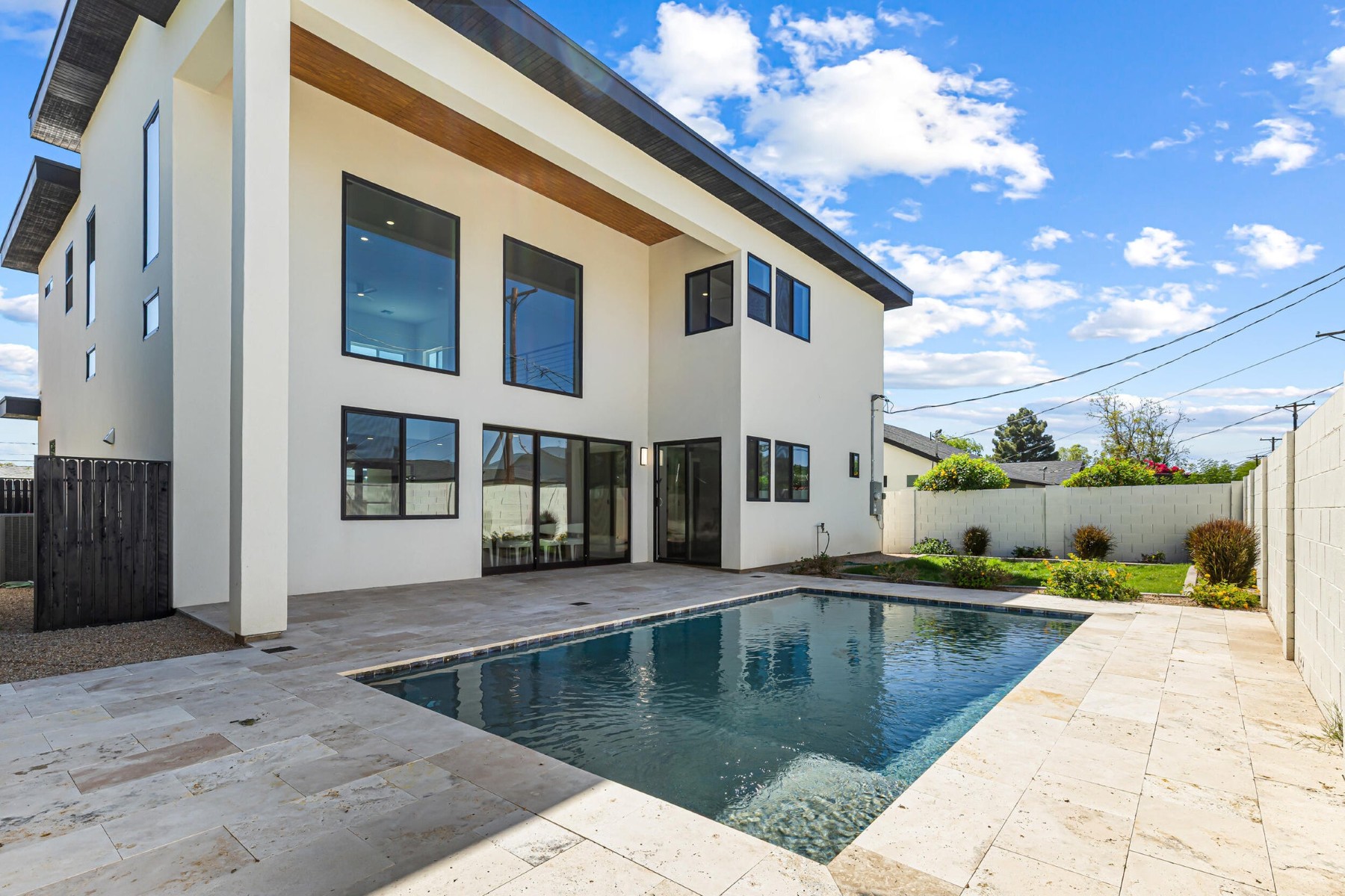  4852 E Piccadilly Road  Phoenix, AZ - 物件實景