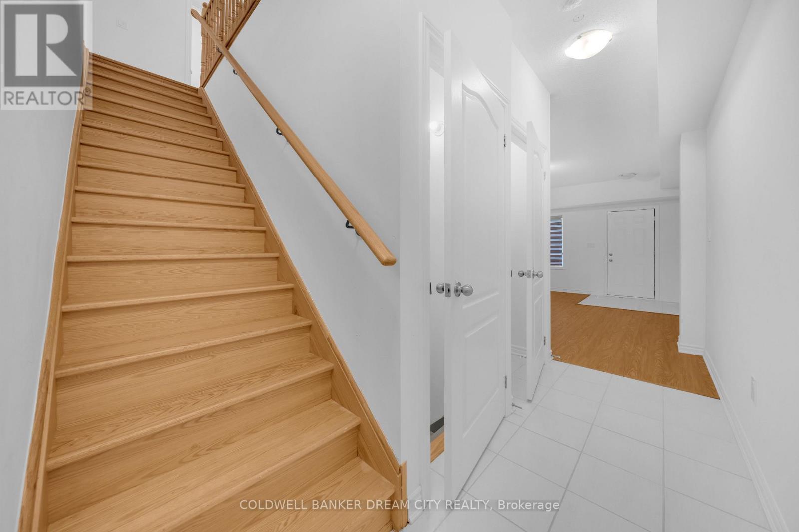 CALEDON, Ontario, L7C 4L6, CA, 3 Bedrooms Bedrooms, ,2 BathroomsBathrooms,Residential,For Sale,1891289