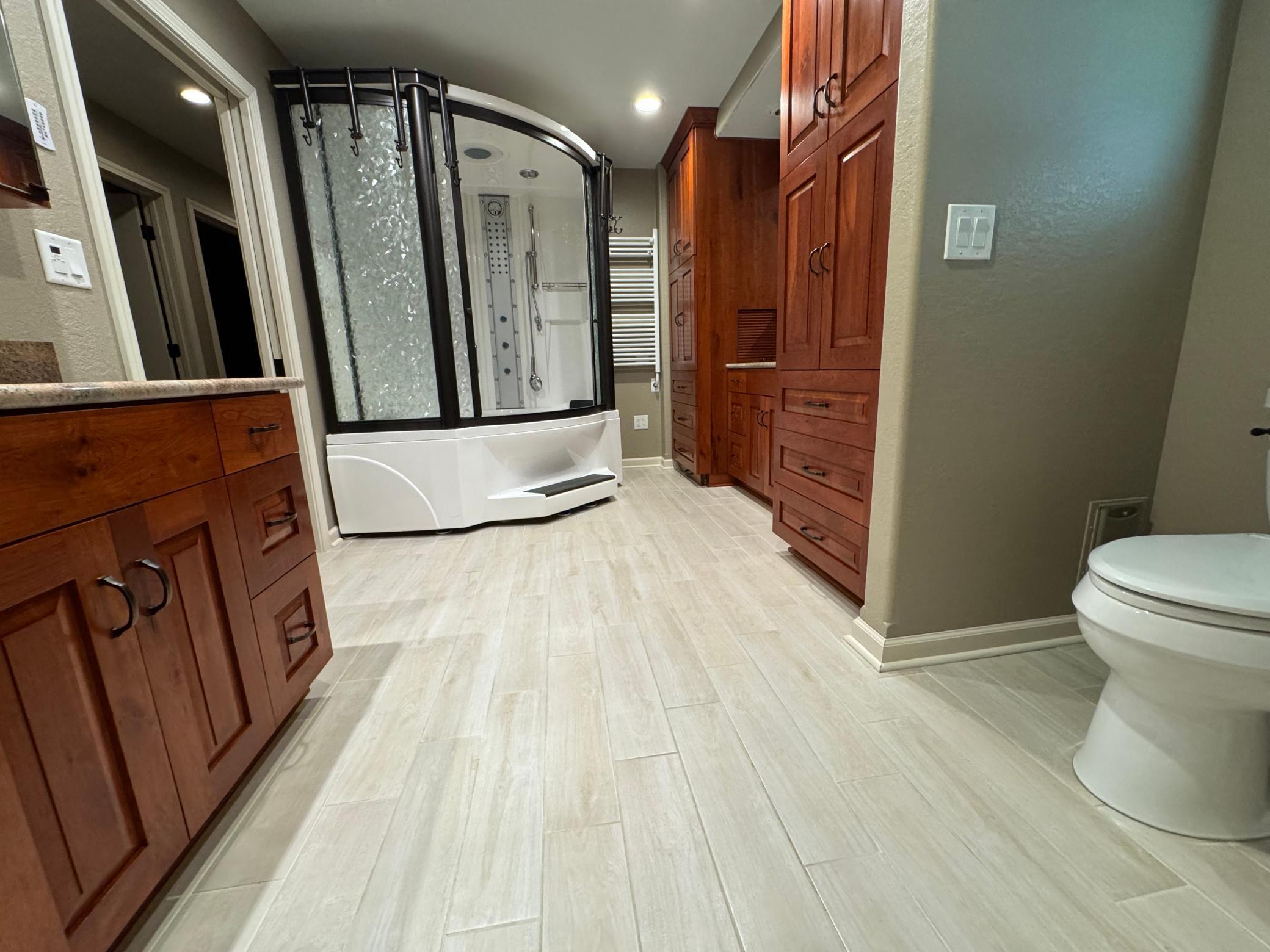 Glenville, Minnesota, 56036, United States, 4 Bedrooms Bedrooms, ,3 BathroomsBathrooms,Residential,For Sale,2015321