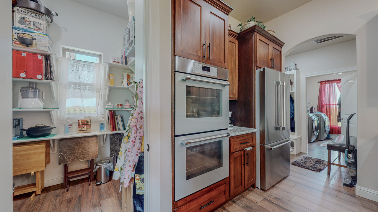 Beaumont, Texas, 77713, United States, 5 Bedrooms Bedrooms, ,4 BathroomsBathrooms,Residential,For Sale,1883085