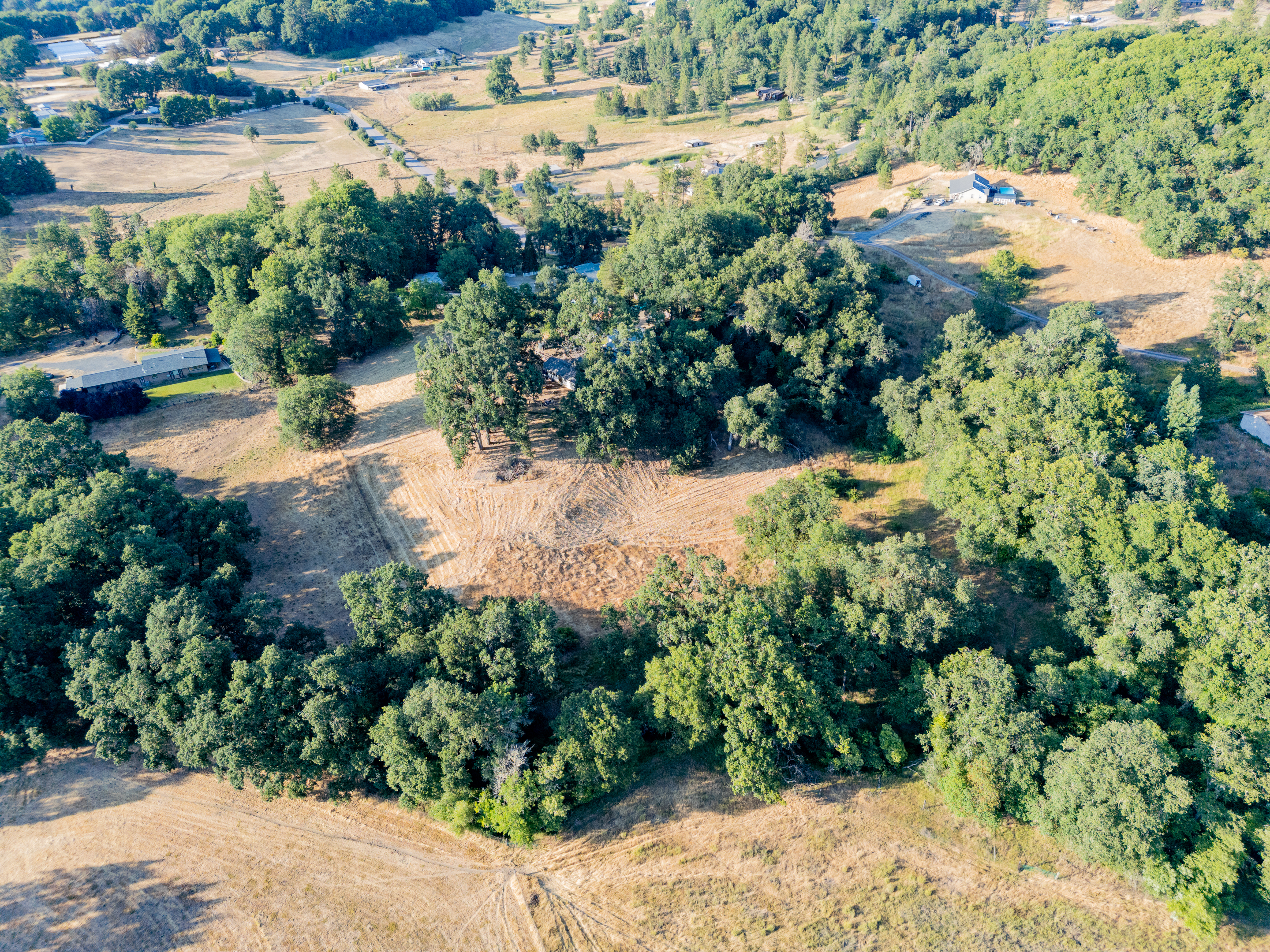 Willits, California, 95490, United States, 3 Bedrooms Bedrooms, ,2 BathroomsBathrooms,Residential,For Sale,1883434