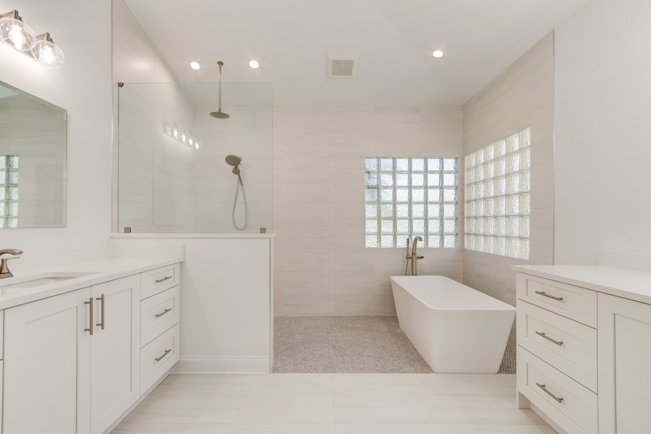 Port Orange, Florida, 32128, United States, 5 Bedrooms Bedrooms, ,3 BathroomsBathrooms,Residential,For Sale,1976466