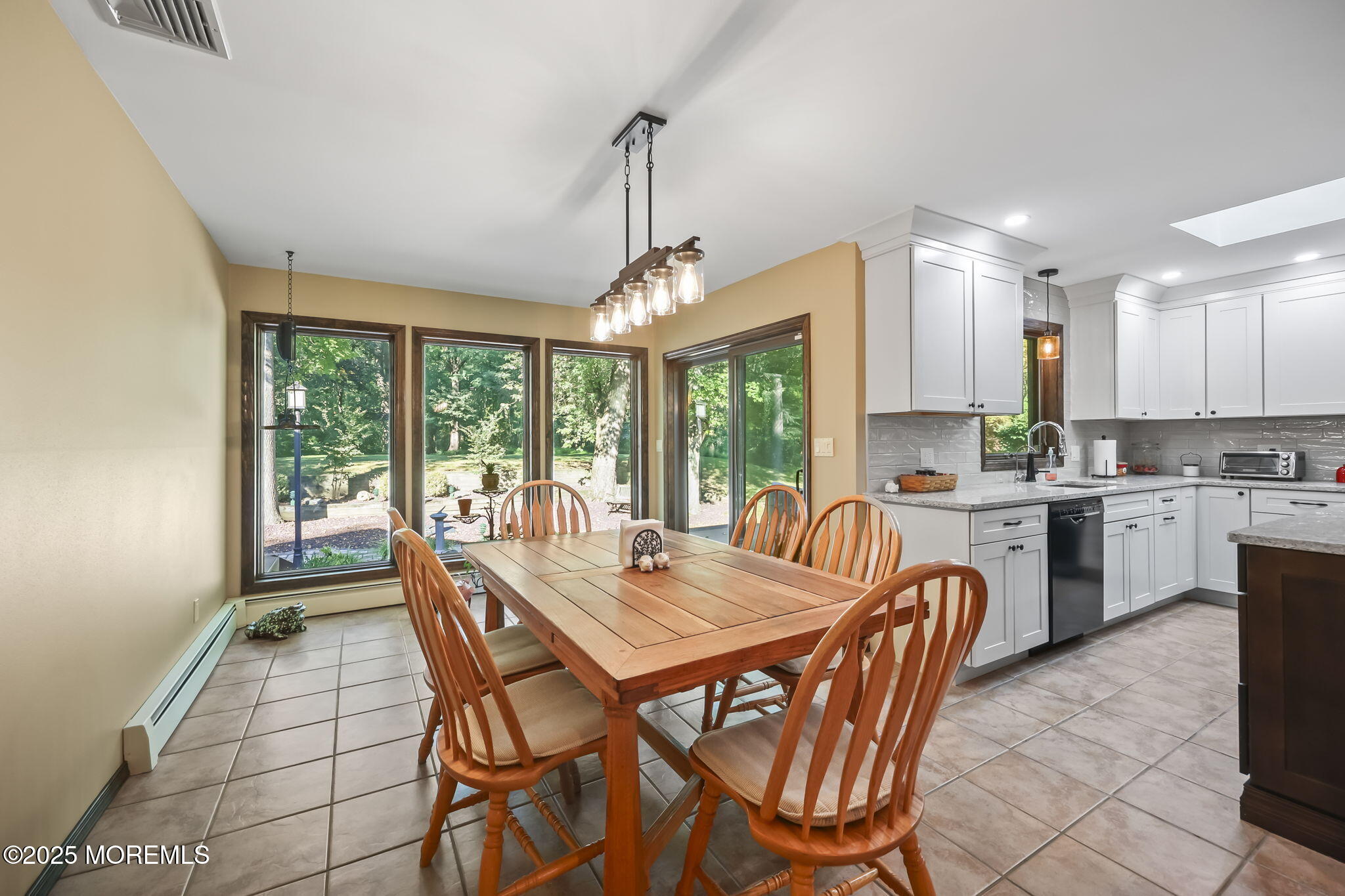Manalapan, New Jersey, 07726, United States, 3 Bedrooms Bedrooms, ,3 BathroomsBathrooms,Residential,For Sale,1940205