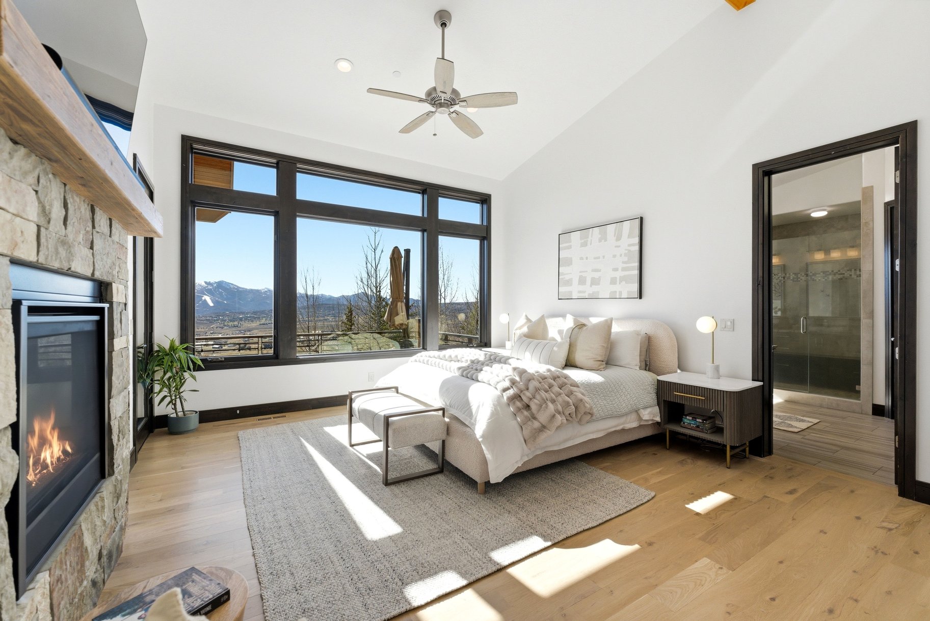  Beautiful Home with Forever Unobstructed Views on 10 Acres - 物件實景