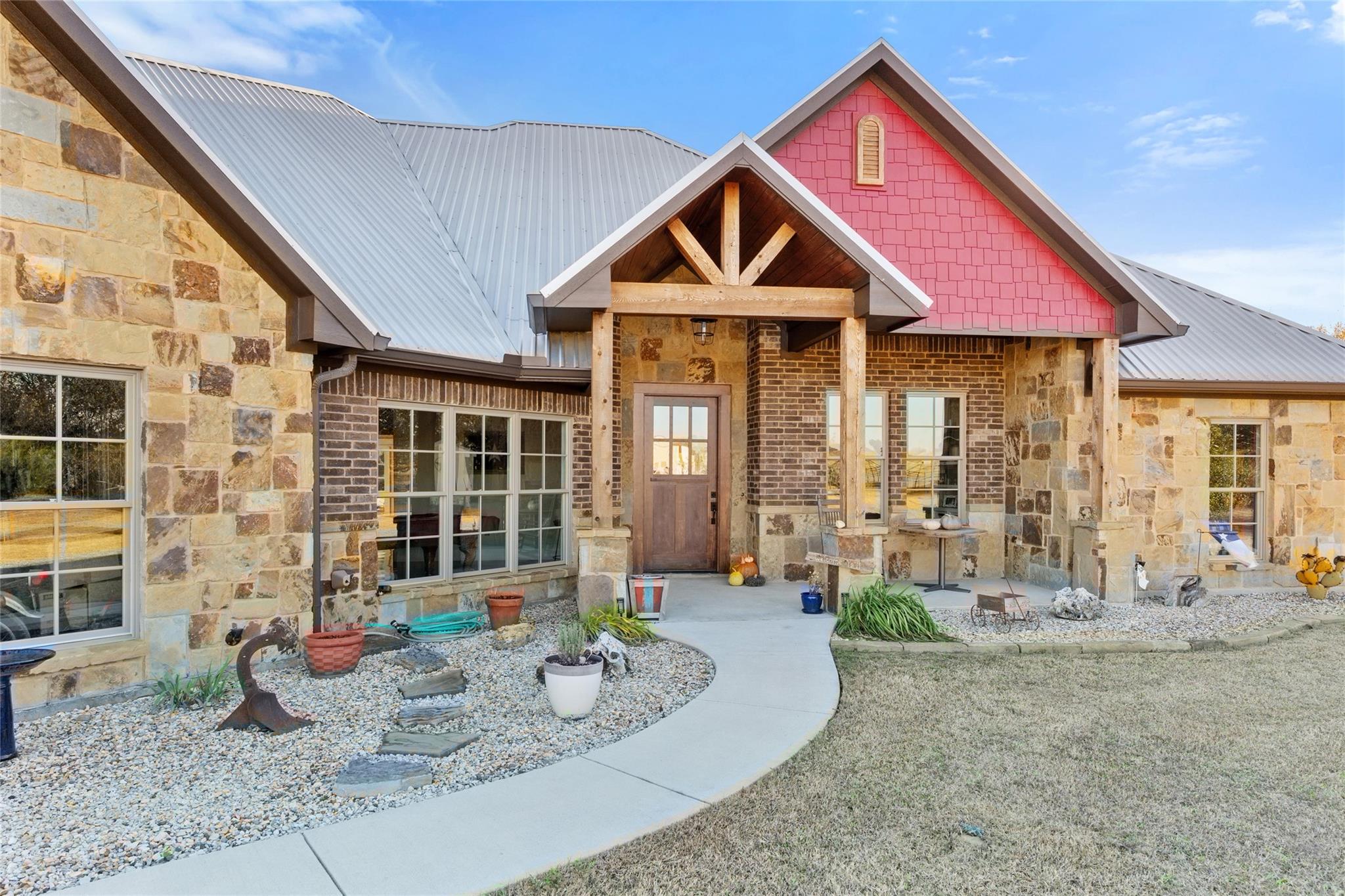 Decatur, Texas, 76234, United States, 3 Bedrooms Bedrooms, ,3 BathroomsBathrooms,Residential,For Sale,2005584