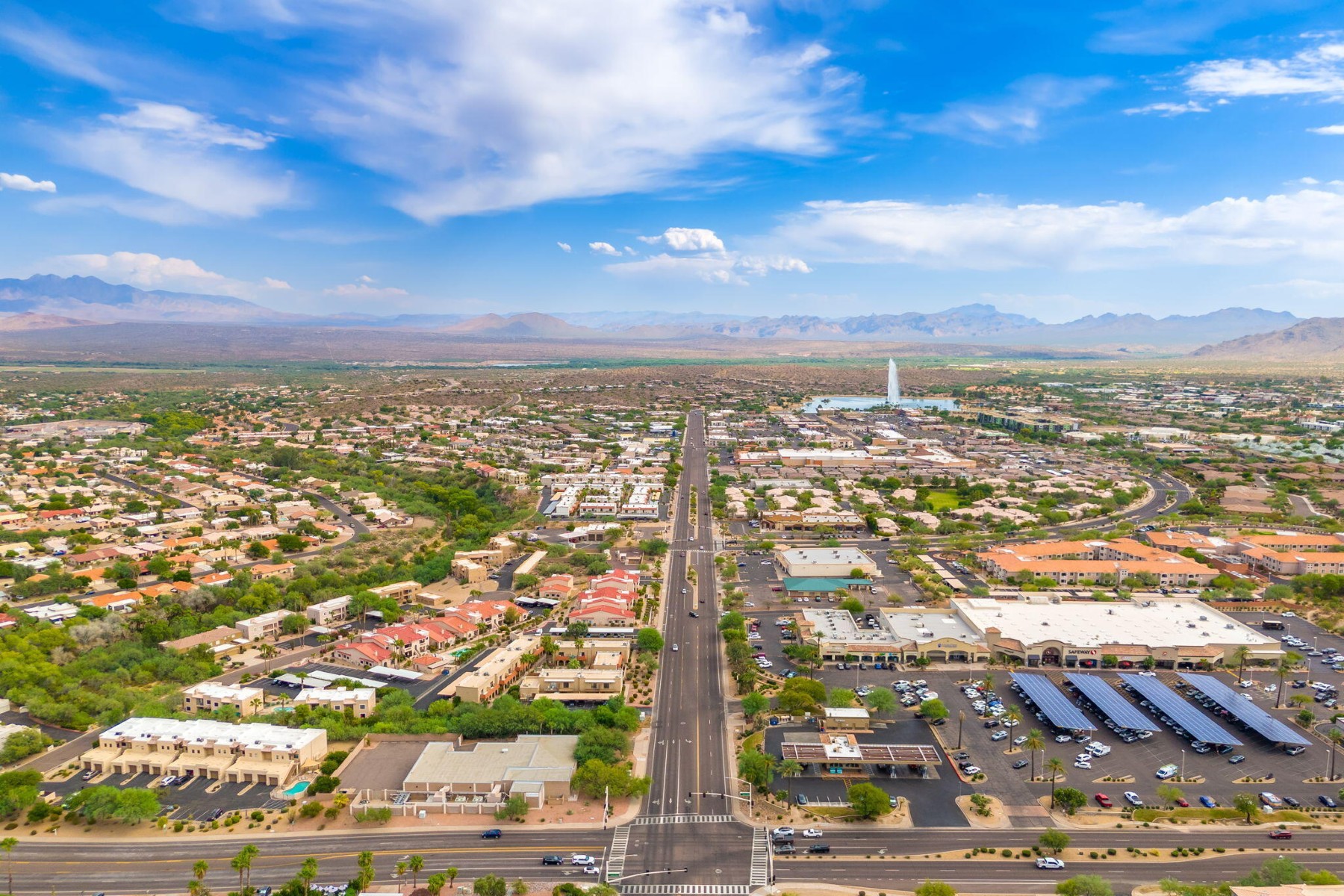  15618 E Cactus Drive  Fountain Hills, AZ - 物件實景
