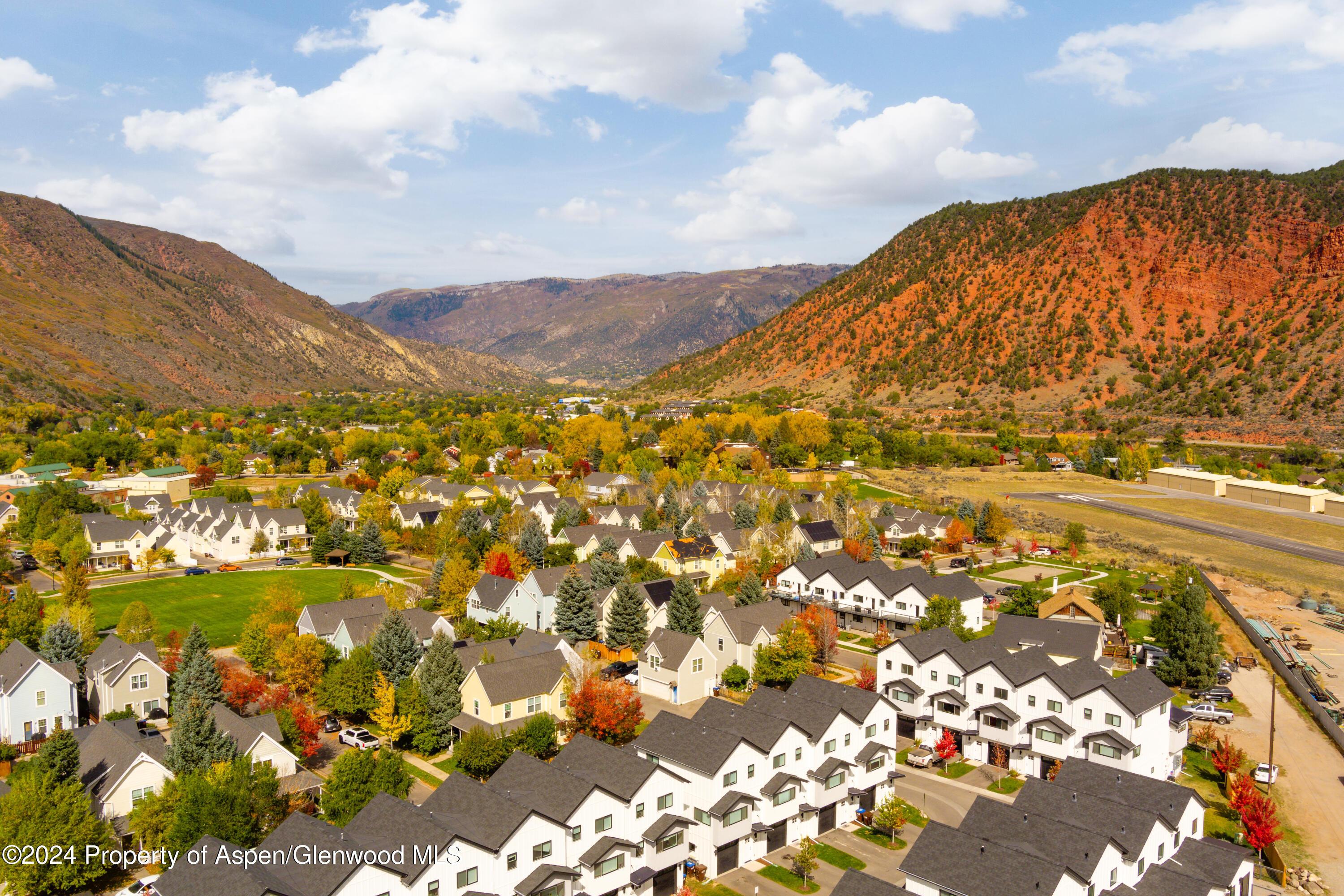 Glenwood Springs, Colorado, 81601, United States, 4 Bedrooms Bedrooms, ,4 BathroomsBathrooms,Residential,For Sale,1898816