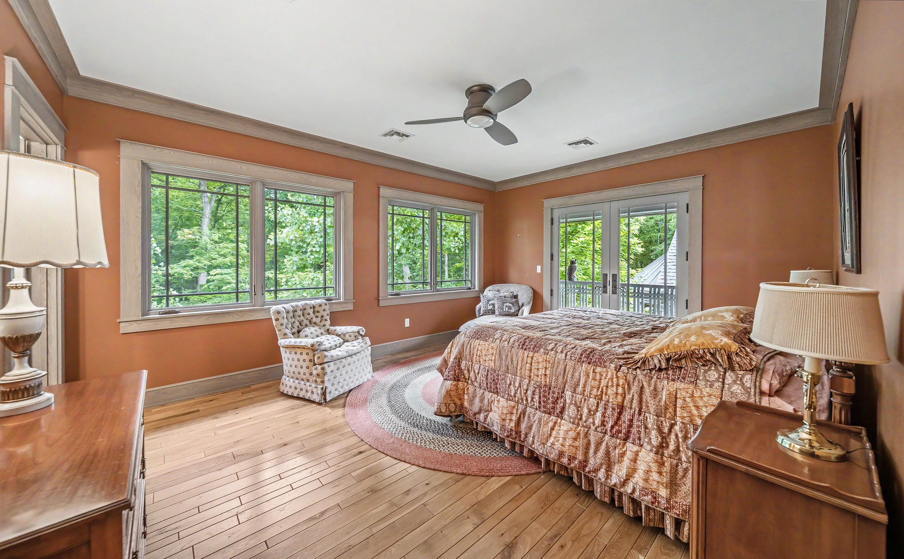  Stunning Prairie-Inspired Estate on 16 Acres of Scenic Woodlands - 物件實景