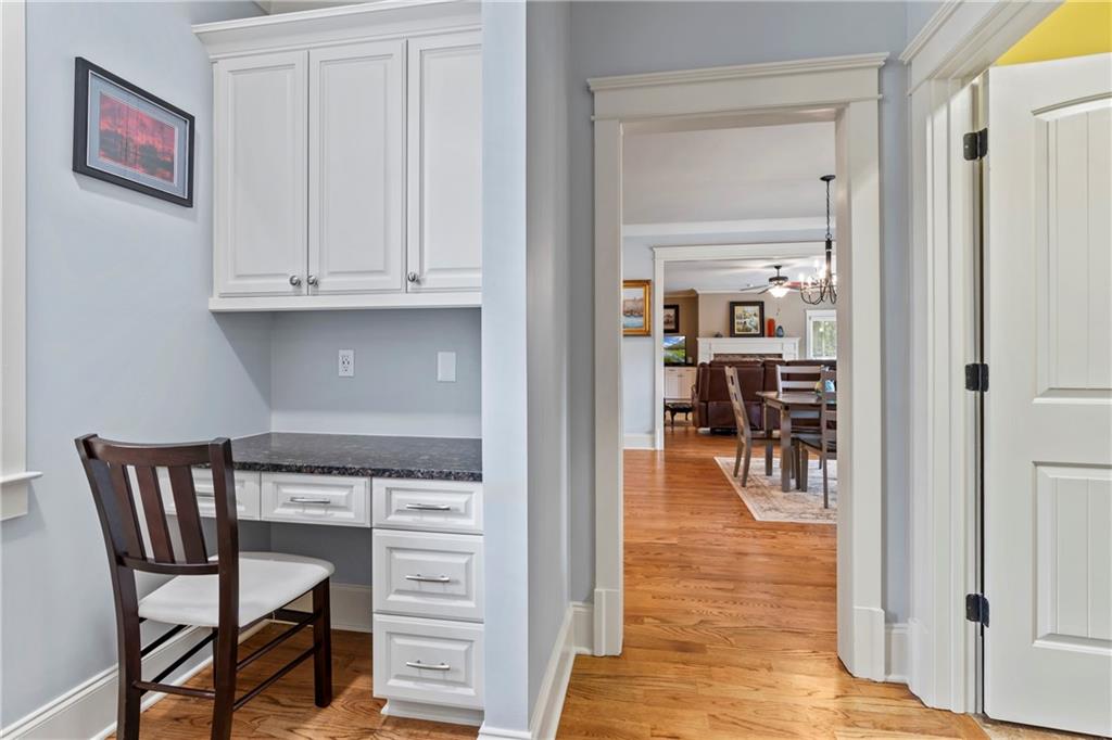 Marietta, Georgia, 30060, United States, 5 Bedrooms Bedrooms, ,4 BathroomsBathrooms,Residential,For Sale,1973923