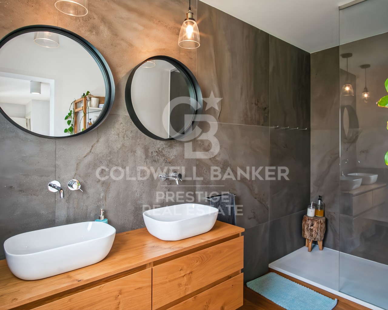 Badalona, Catalonia, ES, 3 Bedrooms Bedrooms, ,3 BathroomsBathrooms,Residential,For Sale,1857437