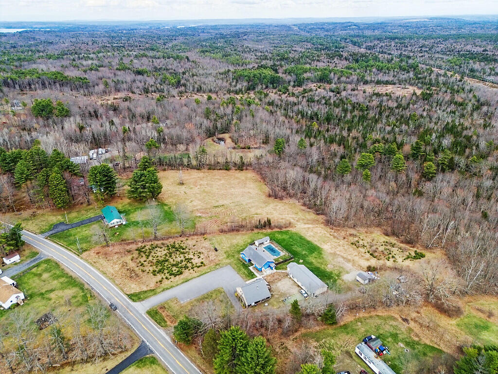 China, Maine, 04358, United States, 6 Bedrooms Bedrooms, ,3 BathroomsBathrooms,Residential,For Sale,1898689