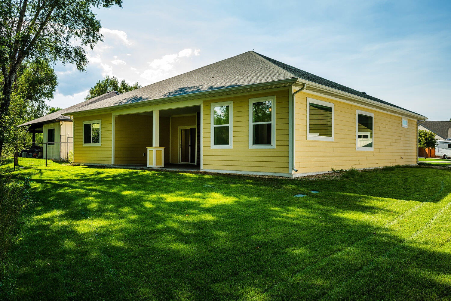 Sheridan, Wyoming, 82801, United States, 4 Bedrooms Bedrooms, ,3 BathroomsBathrooms,Residential,For Sale,1978363