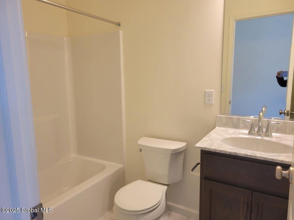 Castleton, New York, 12033, United States, 4 Bedrooms Bedrooms, ,3 BathroomsBathrooms,Residential,For Sale,1778830