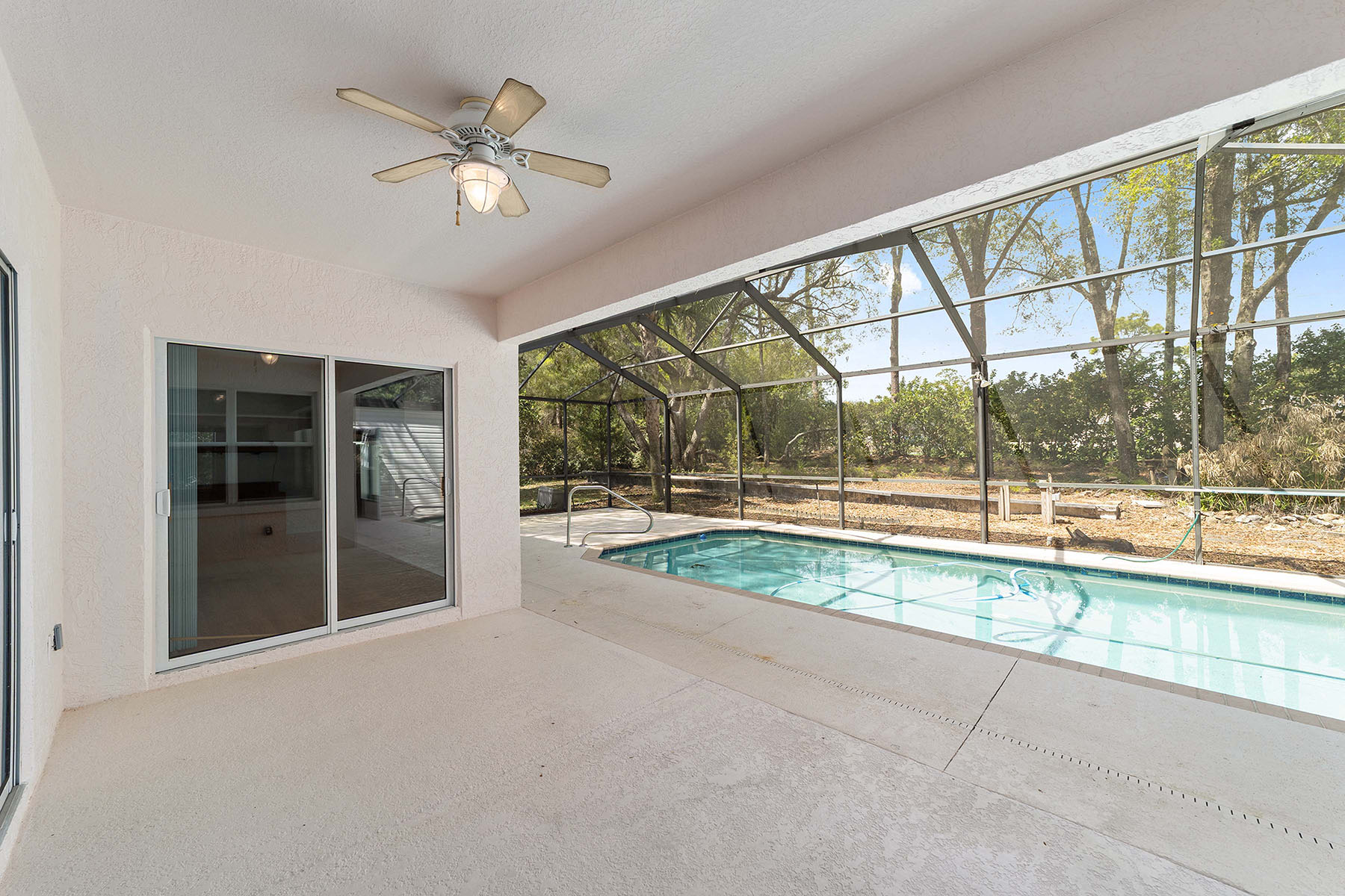  DUNNELLON - 物件實景