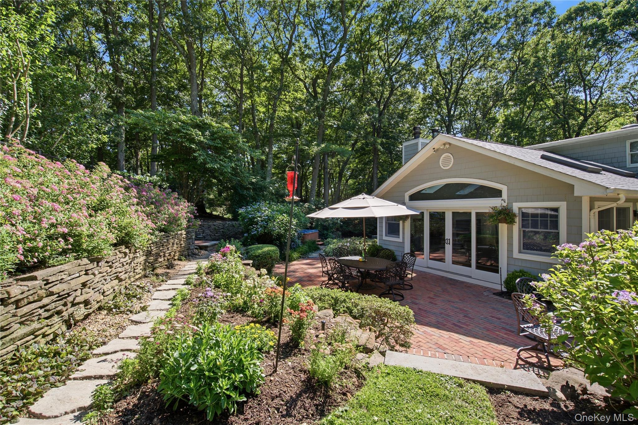  31 Crosby Place, Cold Spring Harbor, NY, 11724 - 物件實景