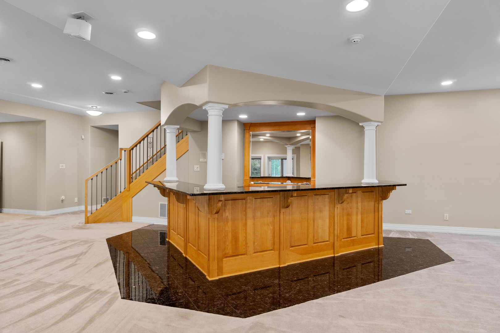 Oswego, Illinois, 60543, United States, 5 Bedrooms Bedrooms, ,7 BathroomsBathrooms,Residential,For Sale,1982116