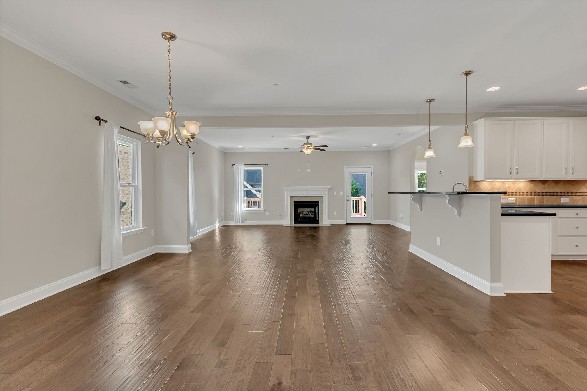 Franklin, Tennessee, 37064, United States, 4 Bedrooms Bedrooms, ,4 BathroomsBathrooms,Residential,For Sale,1989475