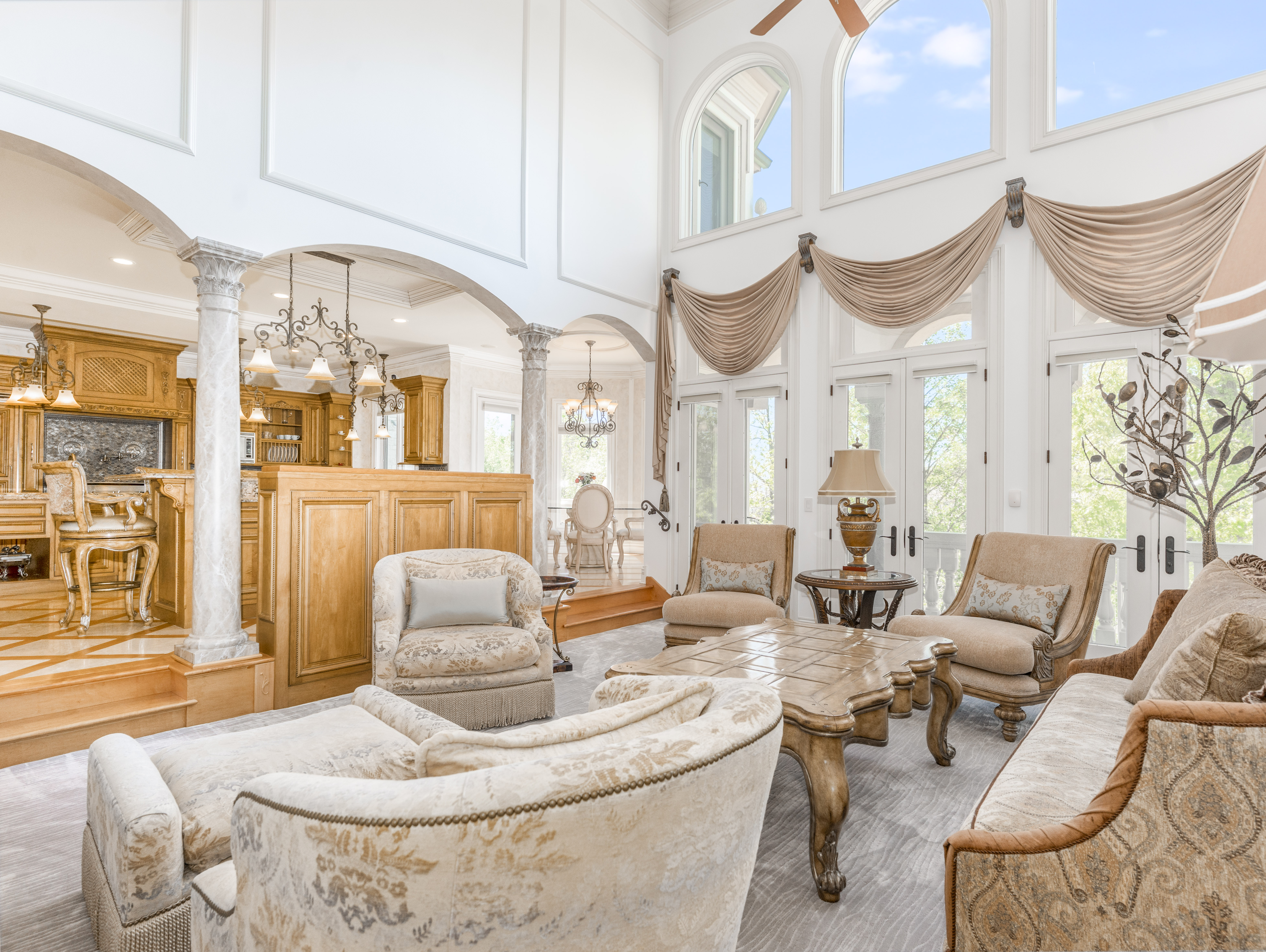  One-of-a-kind Estate offers Resort-Style Living - 物件實景