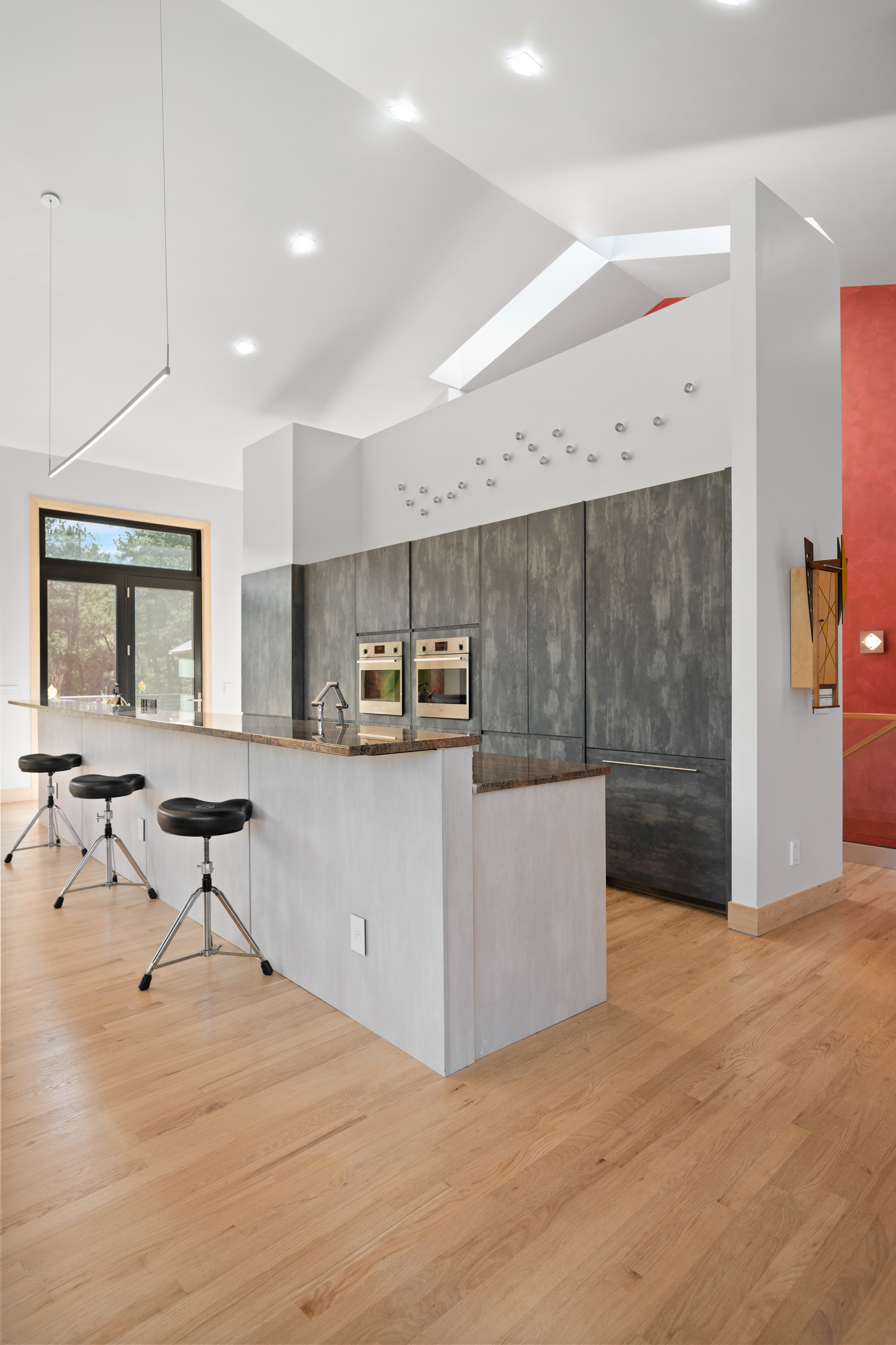  Modern Mountain Residence with Dramatic Architecture - 物件實景