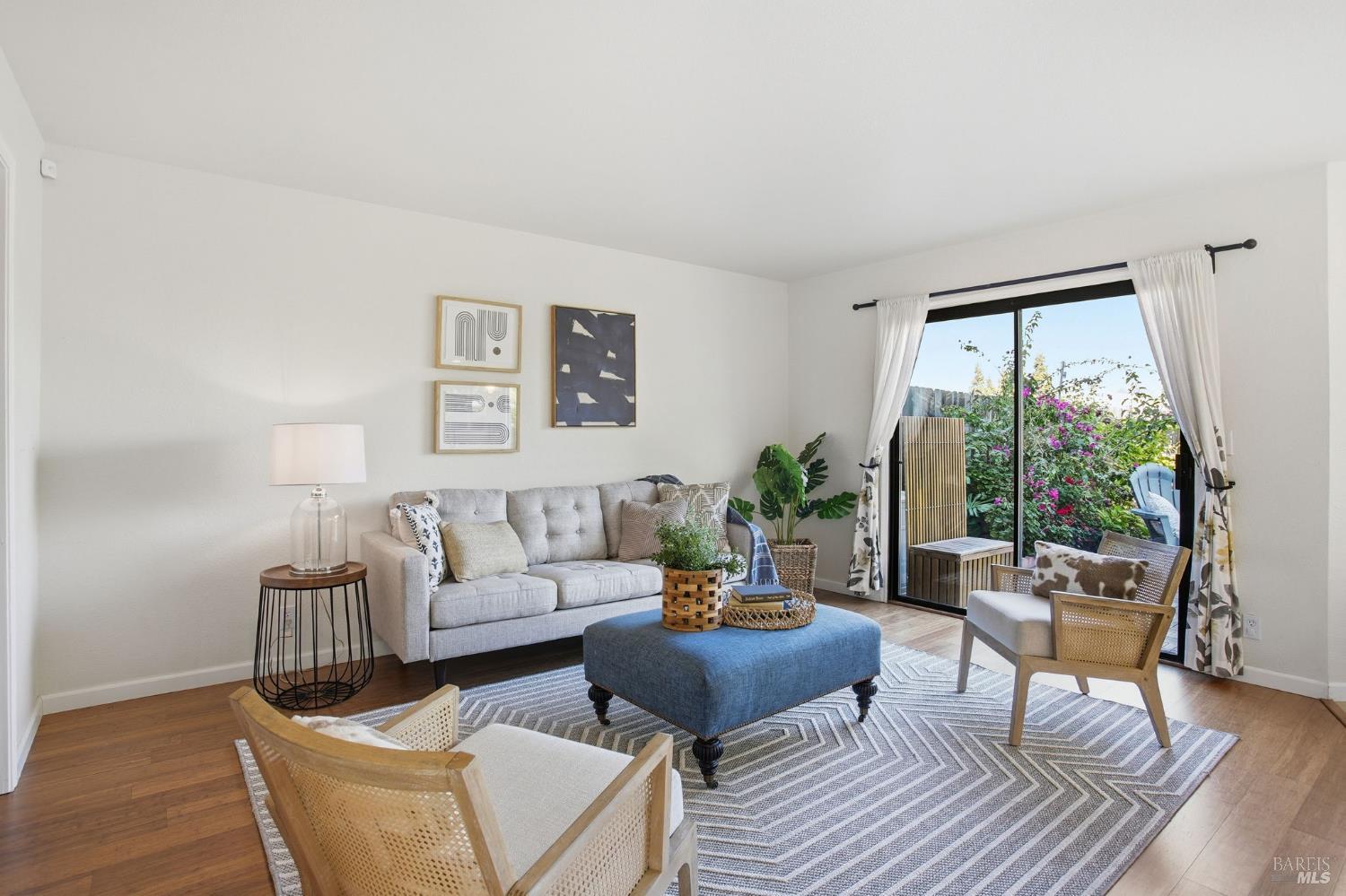 Fairfield, California, 94534, United States, 4 Bedrooms Bedrooms, ,3 BathroomsBathrooms,Residential,For Sale,1970251