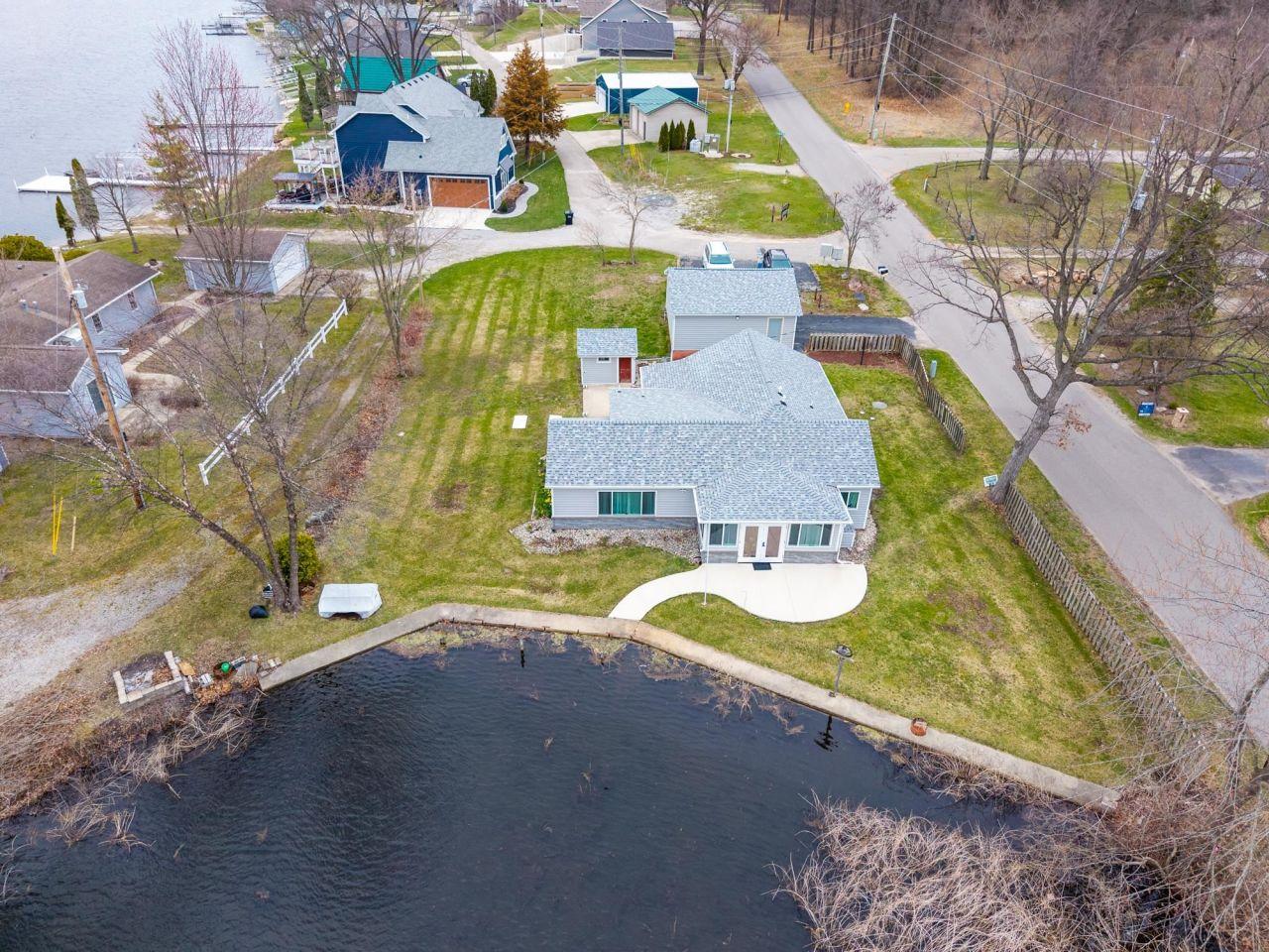 Angola, Indiana, 46703, United States, 2 Bedrooms Bedrooms, ,2 BathroomsBathrooms,Residential,For Sale,1768550