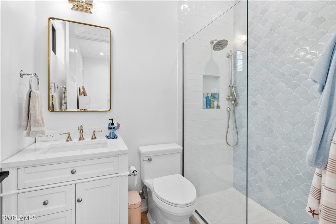 Naples, Florida, 34120, United States, 4 Bedrooms Bedrooms, ,6 BathroomsBathrooms,Residential,For Sale,1984444