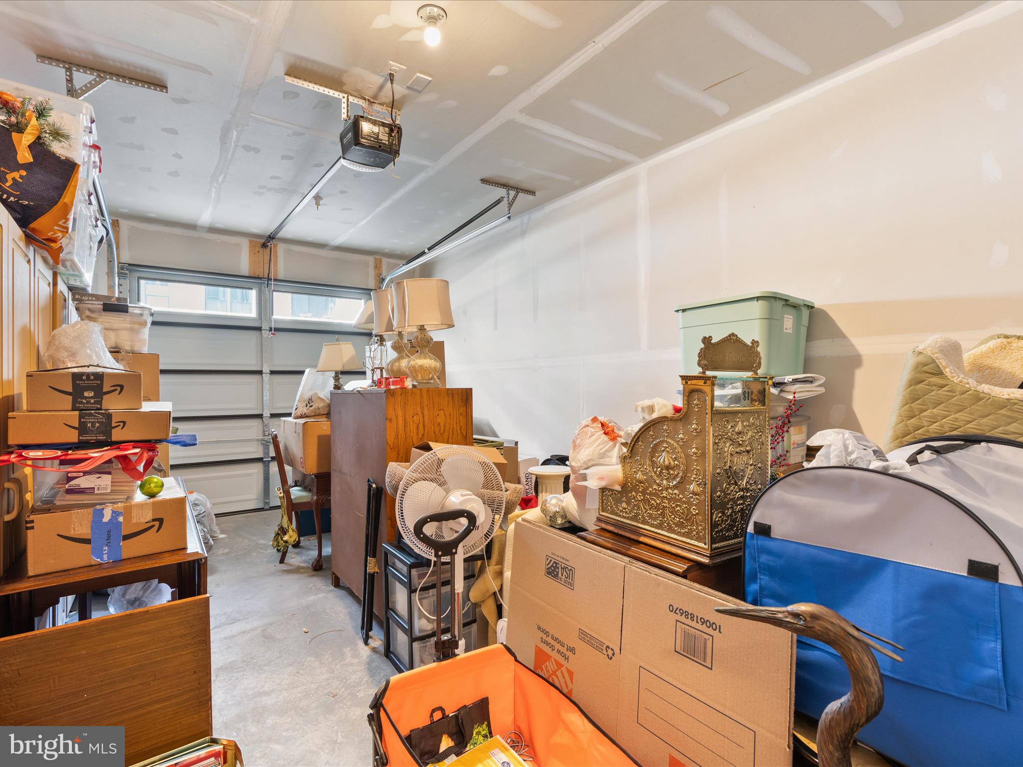 Ashburn, Virginia, 20148, United States, 3 Bedrooms Bedrooms, ,2 BathroomsBathrooms,Residential,For Sale,1980146