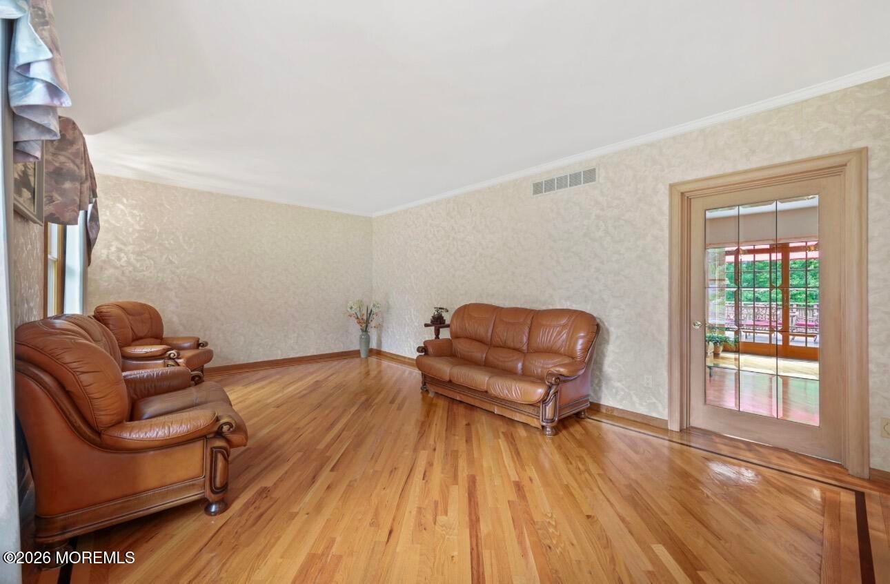 Marlboro, New Jersey, 07746, United States, 4 Bedrooms Bedrooms, ,4 BathroomsBathrooms,Residential,For Sale,2049108