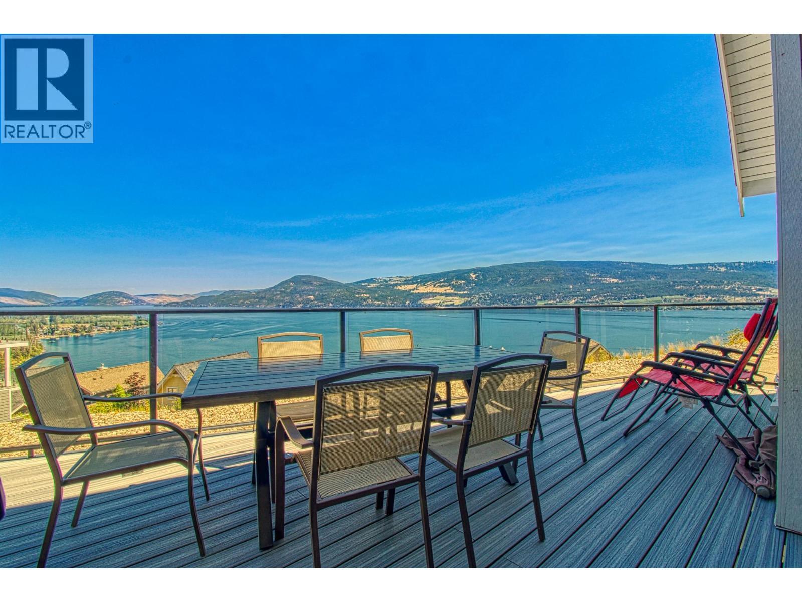 KELOWNA, British Columbia, V1Z 3R8, CA, 3 Bedrooms Bedrooms, ,2 BathroomsBathrooms,Residential,For Sale,1950768